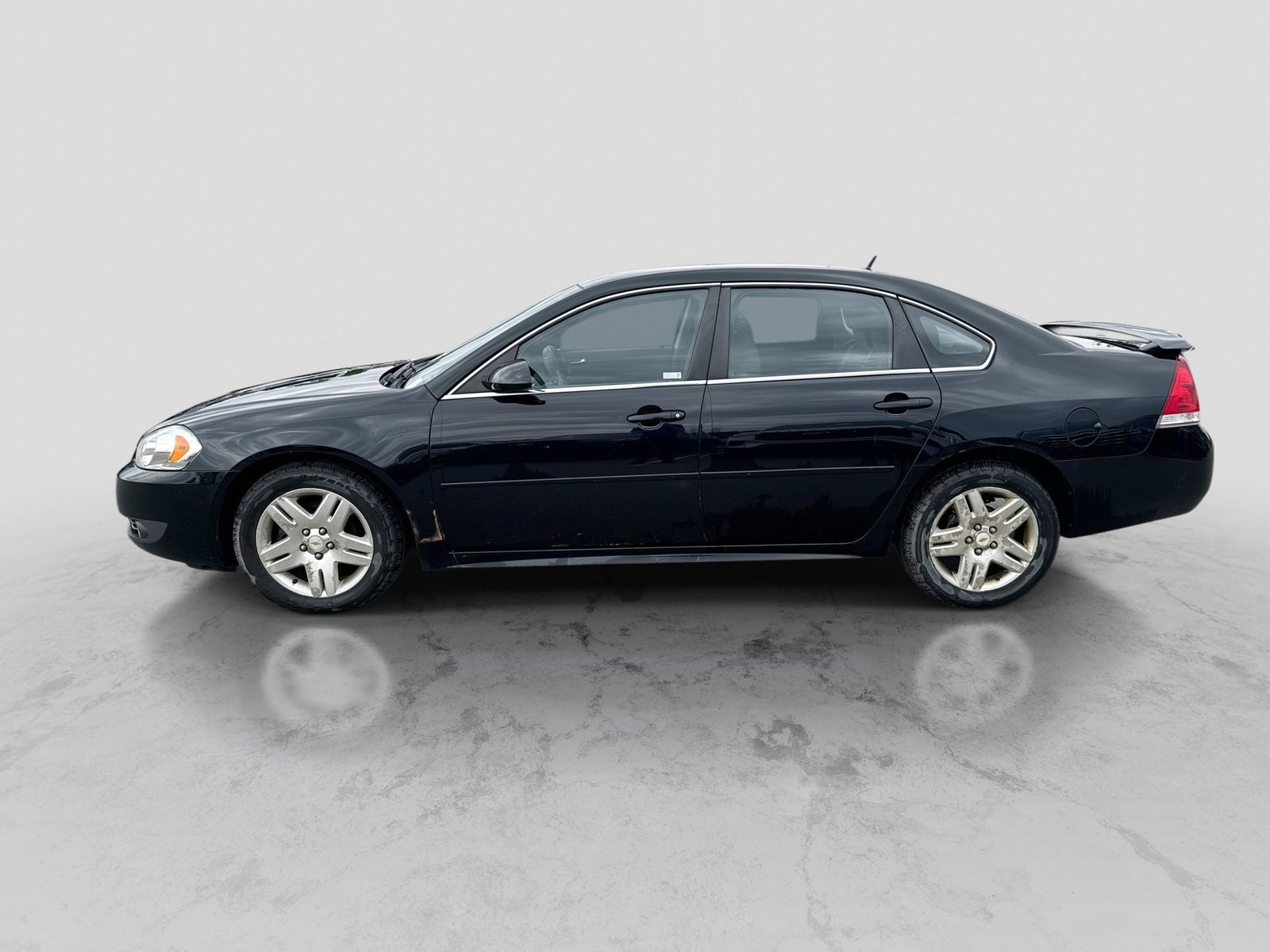 Thumbnail: 2011 Chevrolet Impala - 3