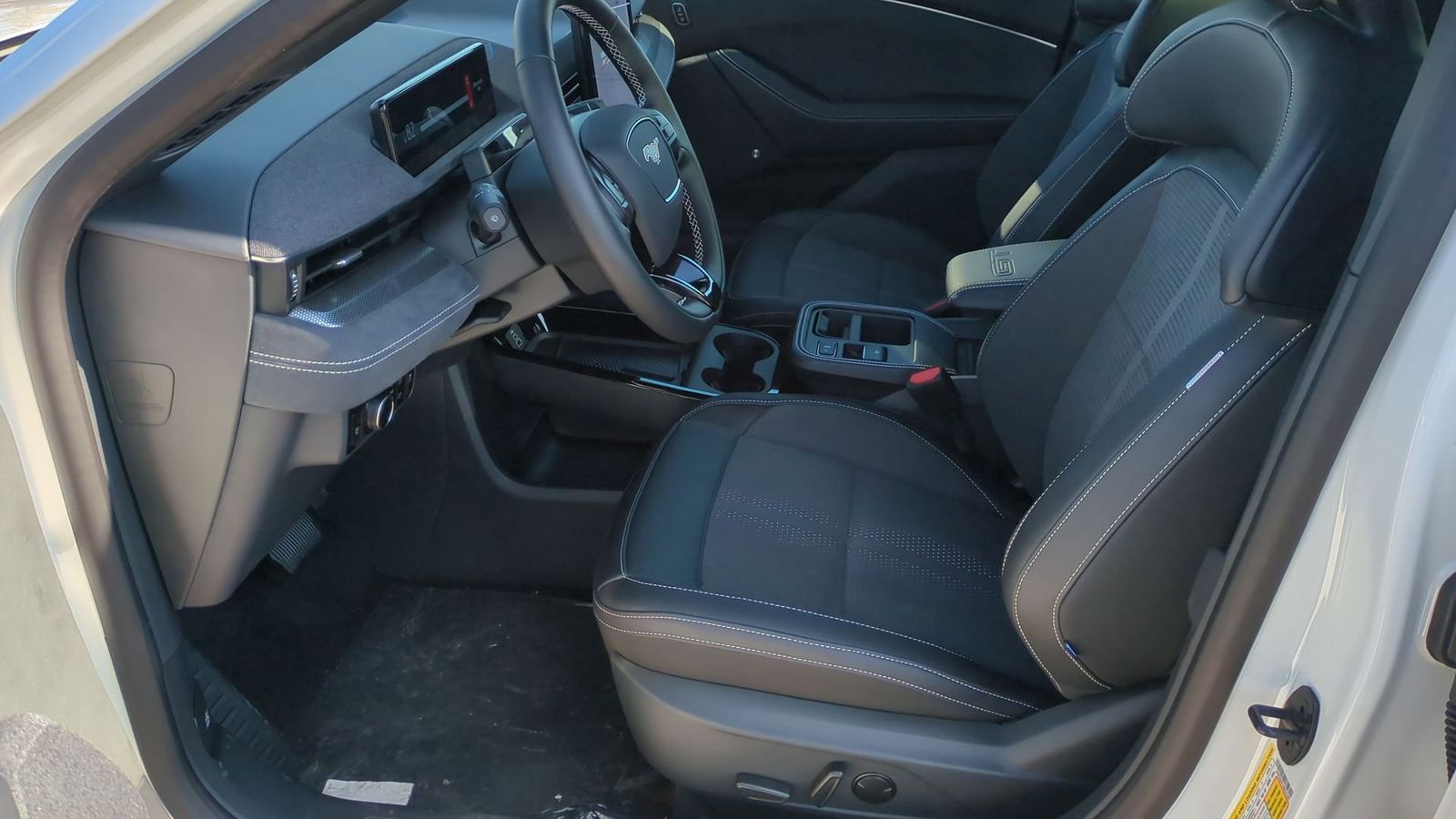 Thumbnail: 2025 Ford Mustang Mach-E - 15