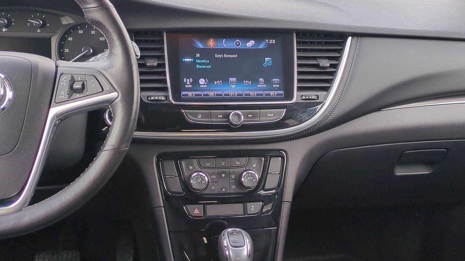 Thumbnail: 2017 Buick Encore - 28