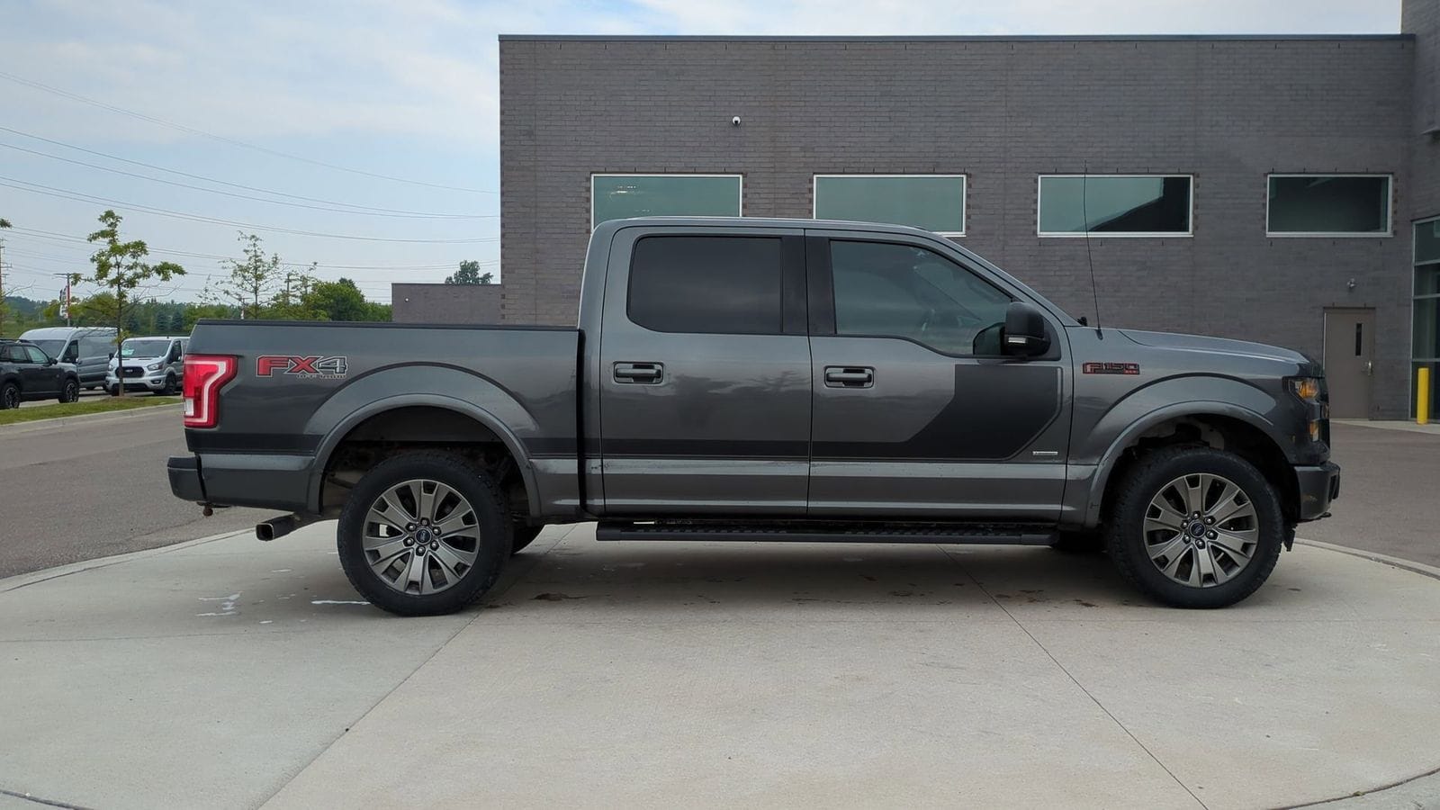 Thumbnail: 2017 Ford F-150 - 7