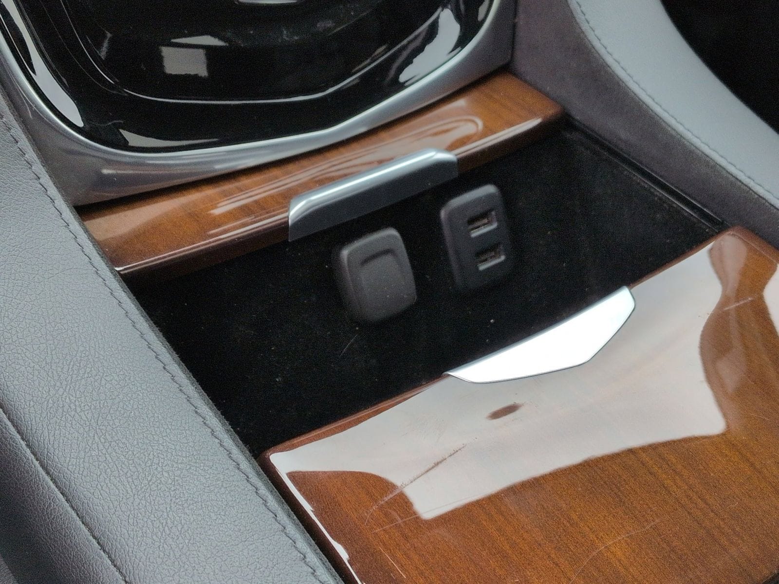 Thumbnail: 2020 Cadillac Escalade - 39