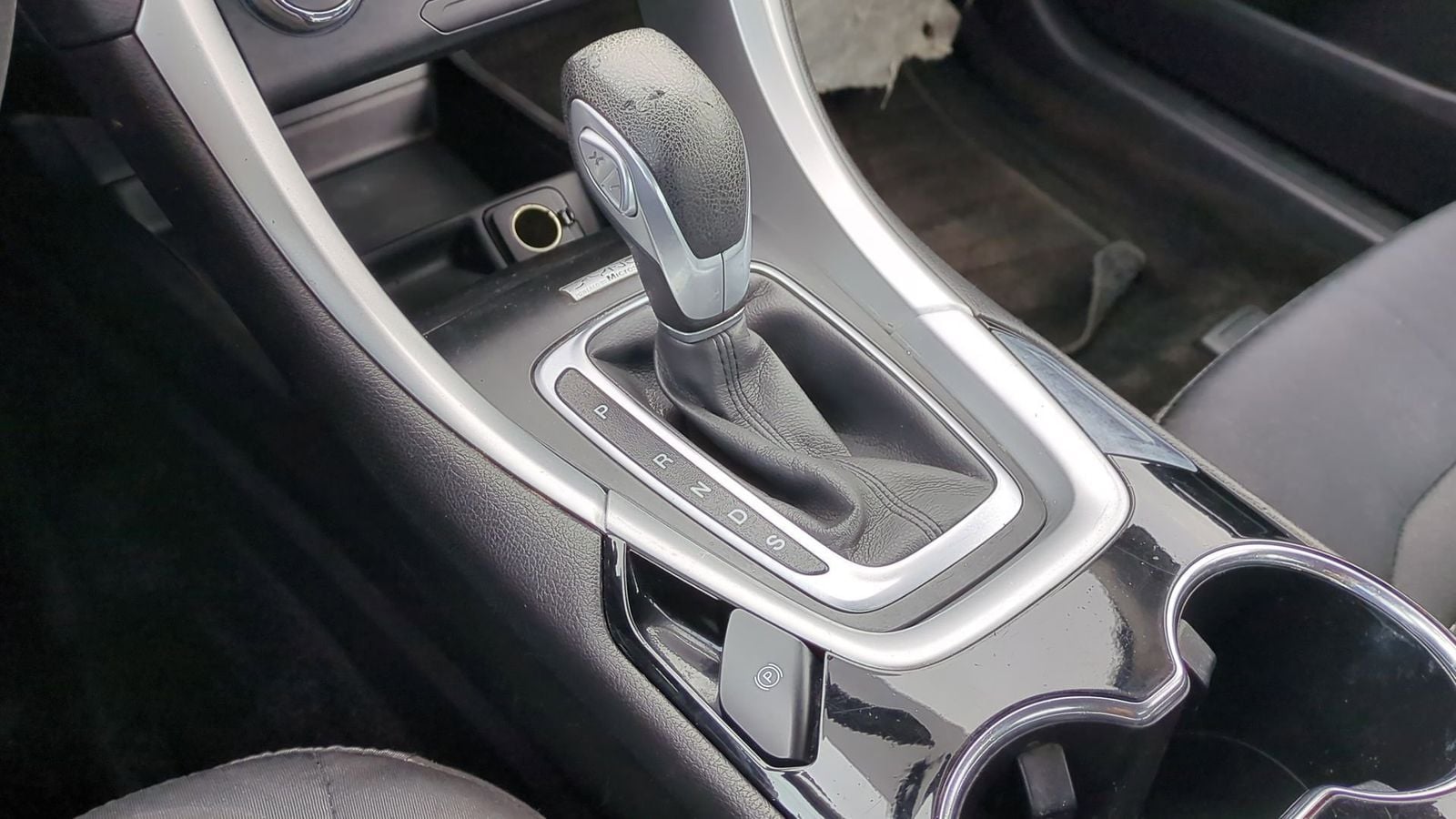 Thumbnail: 2014 Ford Fusion - 27