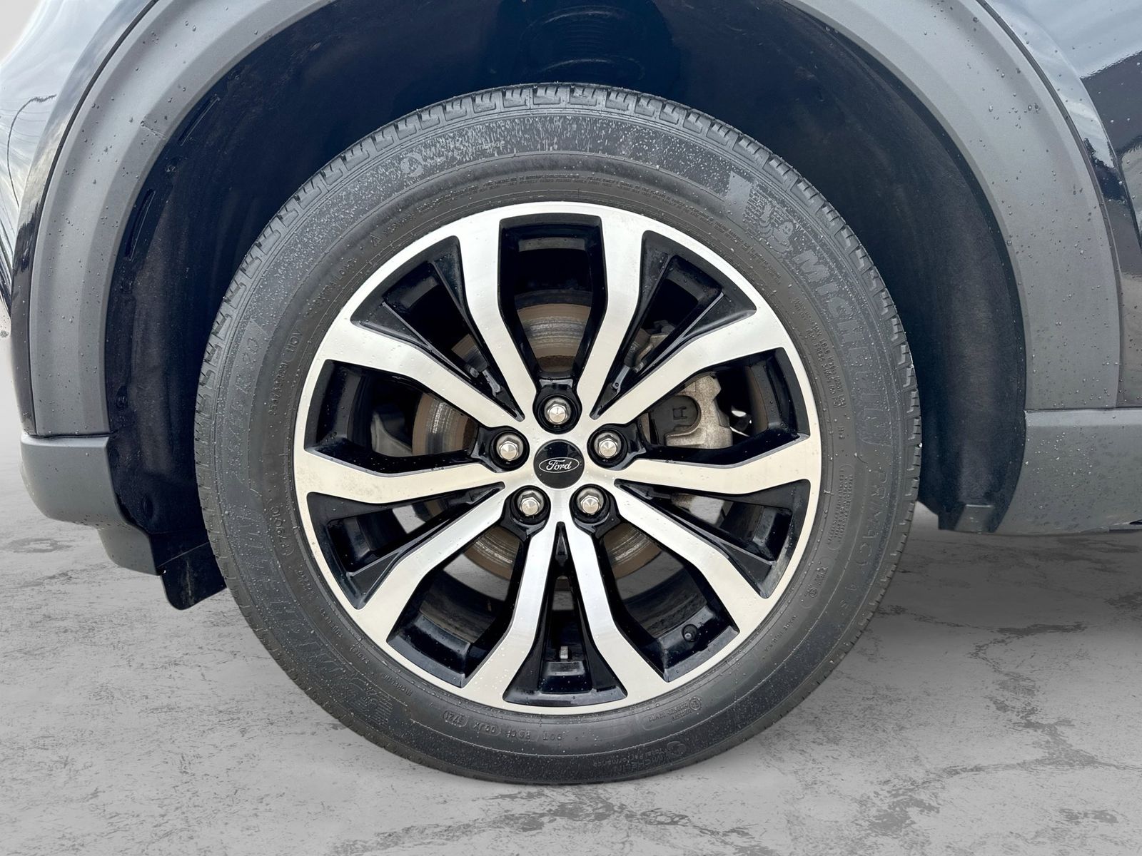 Thumbnail: 2022 Ford Explorer - 16