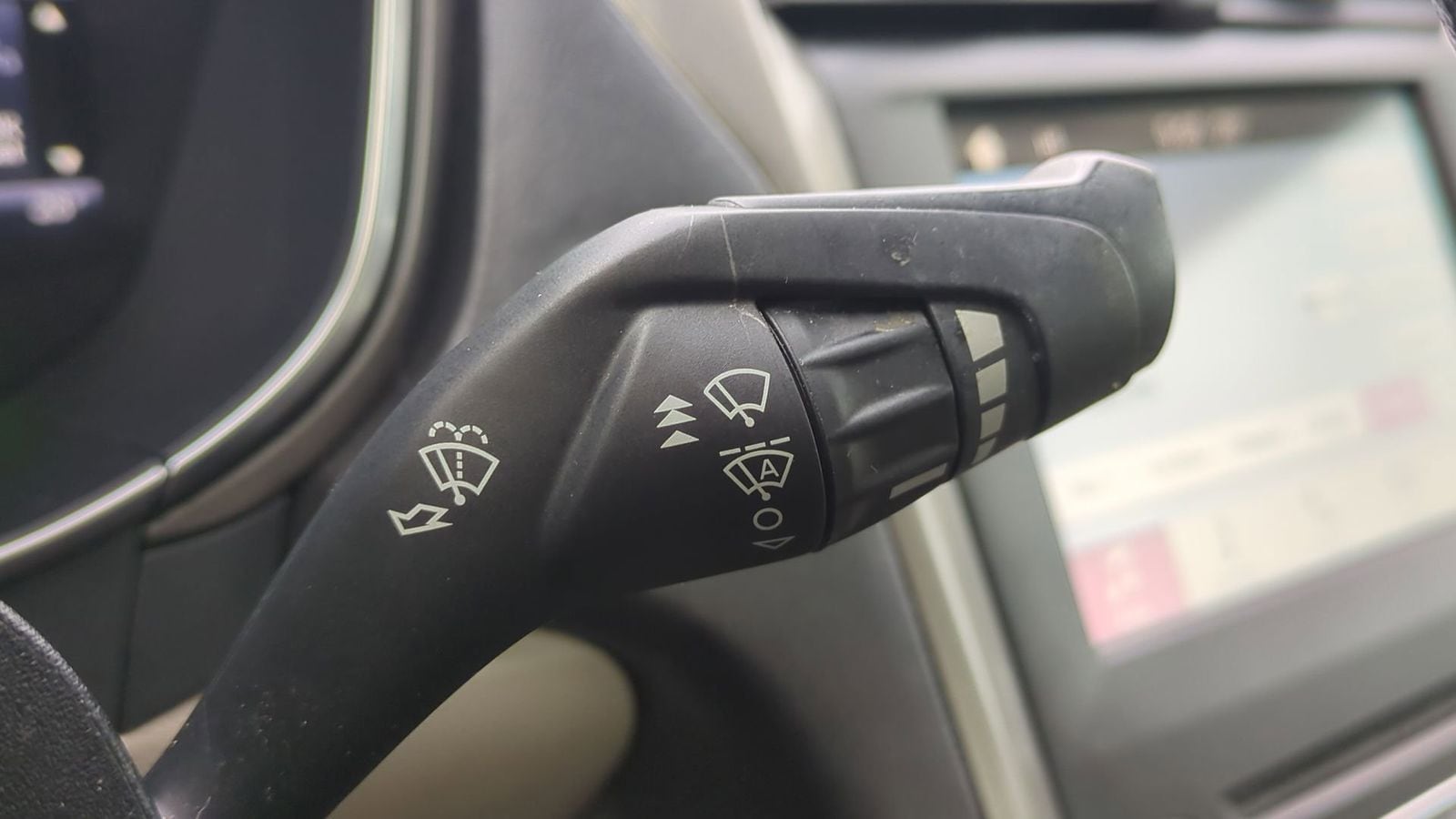 Thumbnail: 2017 Ford Fusion - 26