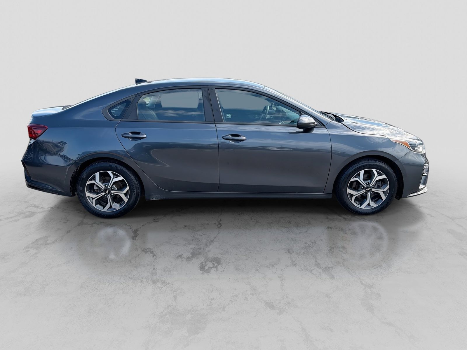 Thumbnail: 2021 Kia Forte - 8