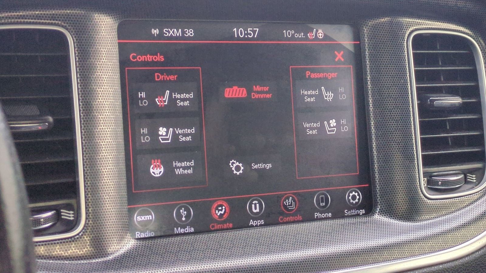 Thumbnail: 2018 Dodge Charger - 39