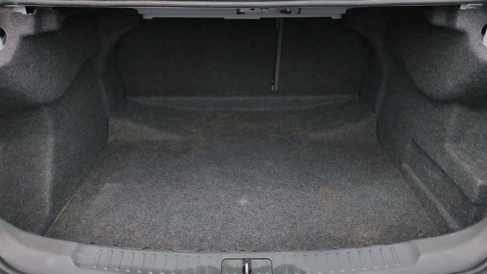 Thumbnail: 2013 Chevrolet Malibu - 29