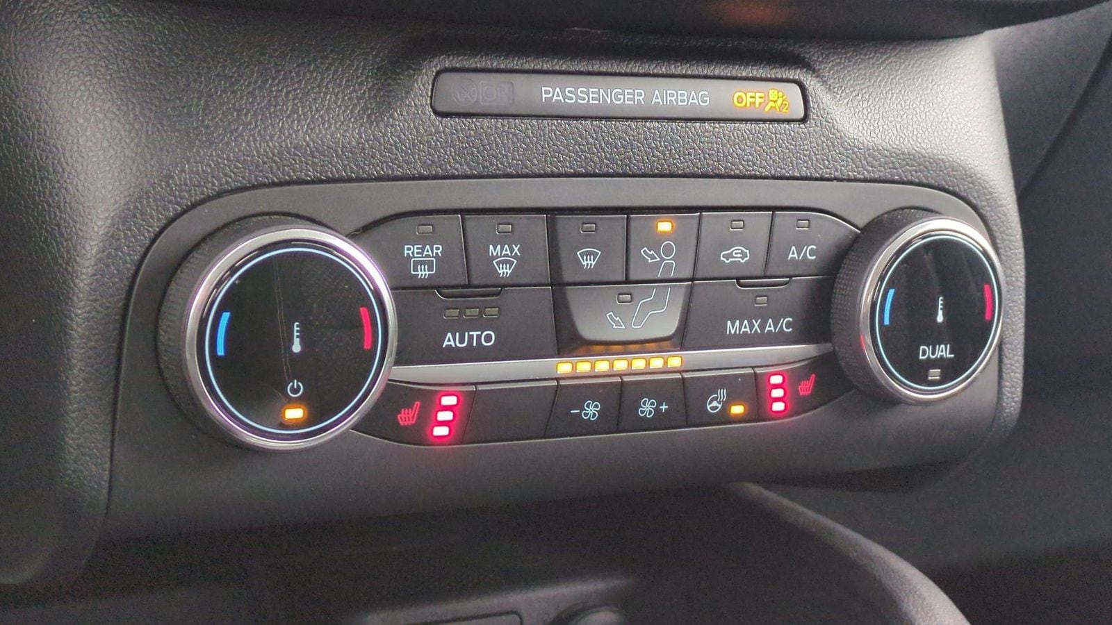 Thumbnail: 2023 Ford Escape - 30