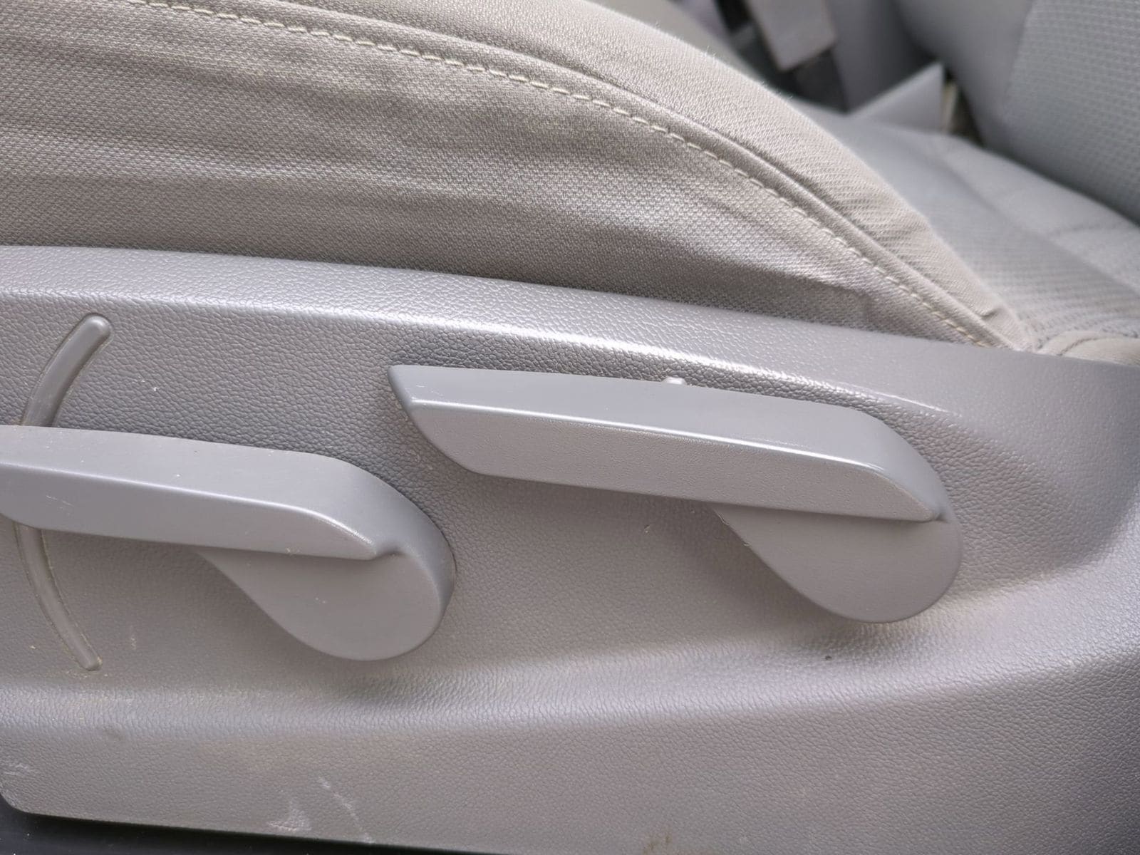 Thumbnail: 2017 Chevrolet Silverado 2500 - 17