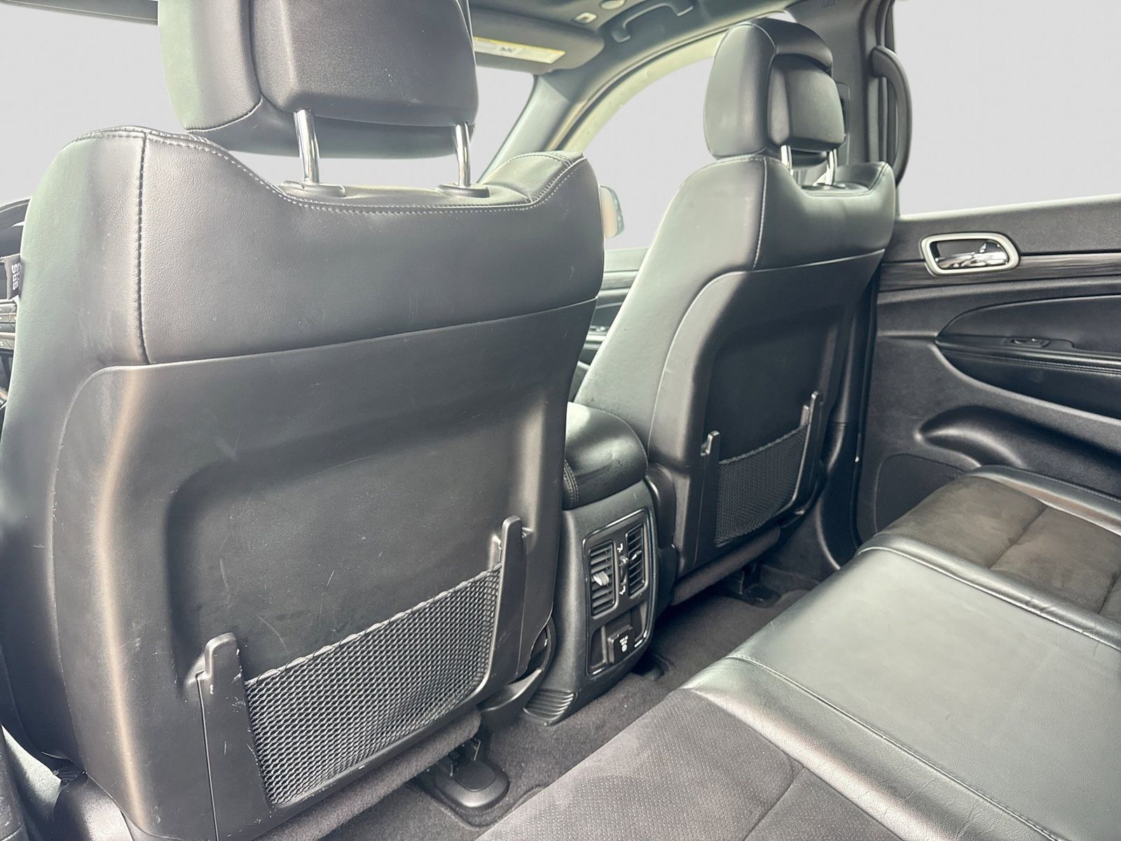 Thumbnail: 2022 Jeep Grand Cherokee - 19