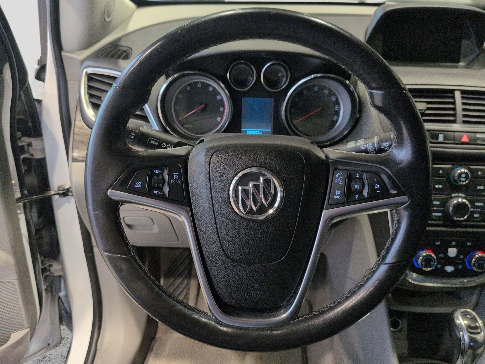 Thumbnail: 2016 Buick Encore - 26