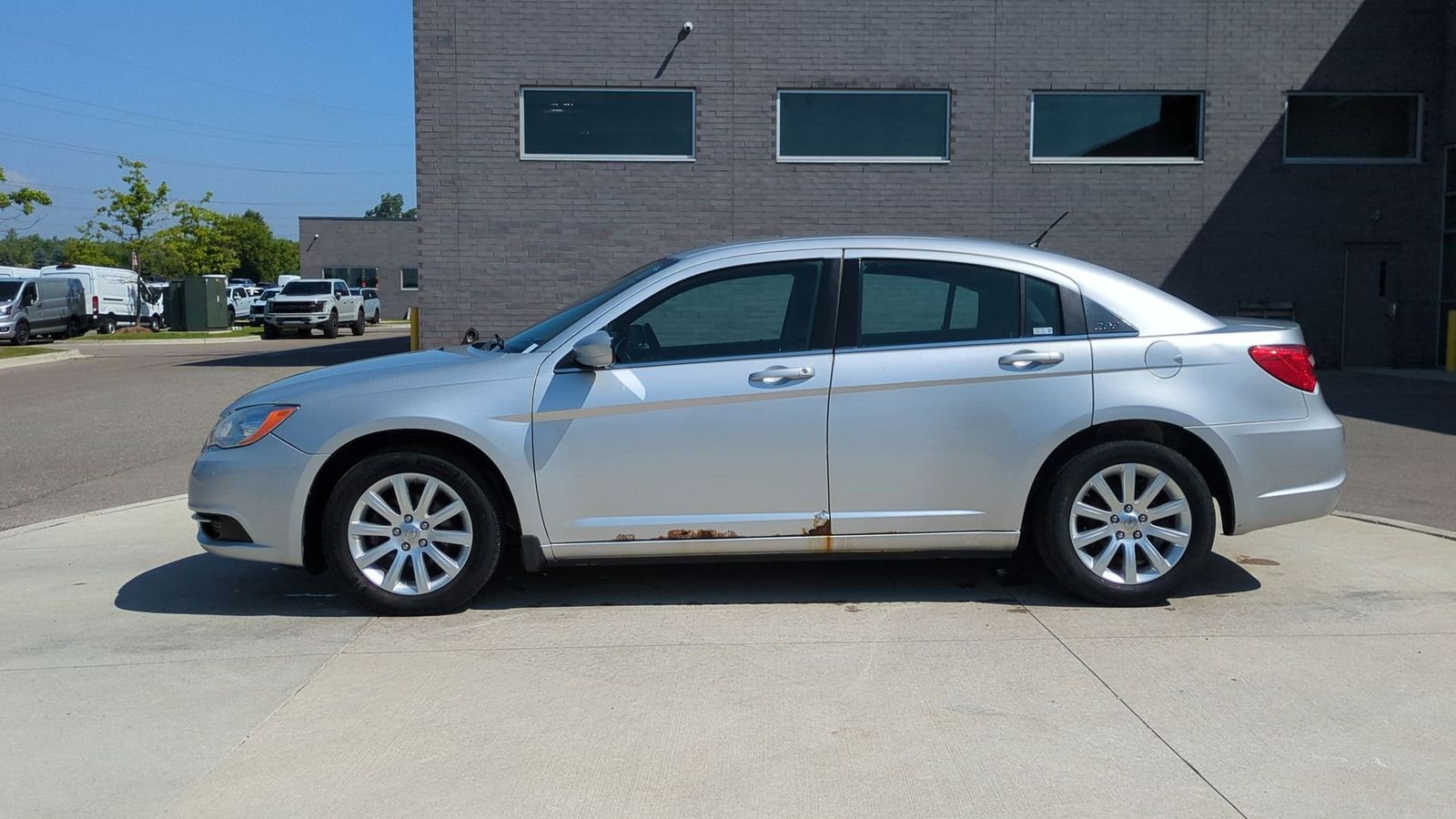 Used 2011 Chrysler 200 Touring with VIN 1C3BC1FB0BN625314 for sale in Washington, MI