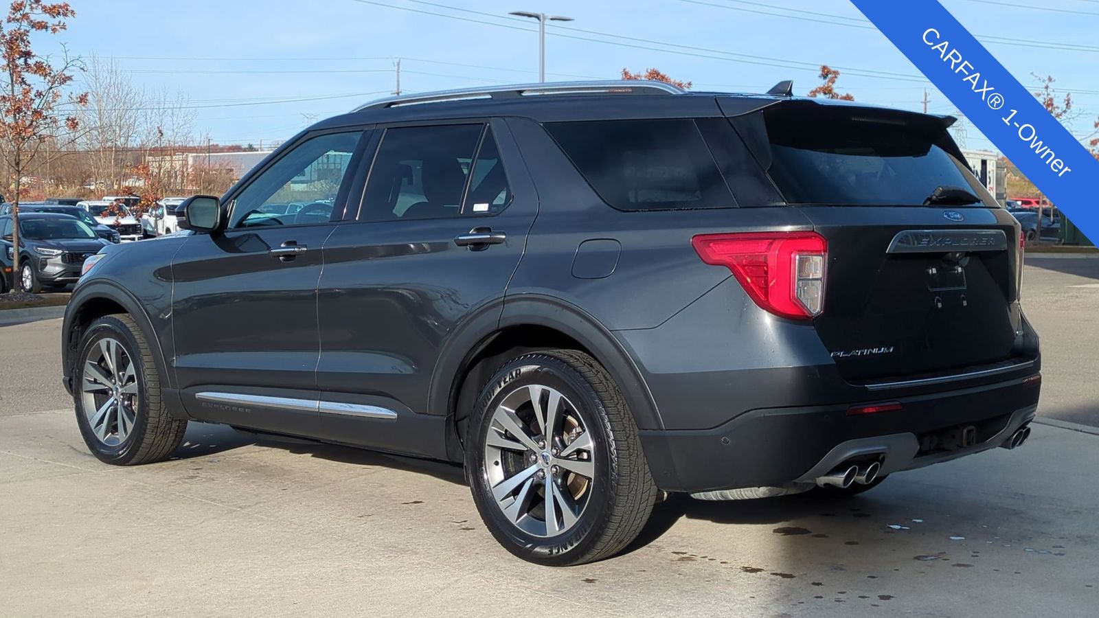 2020 Ford Explorer Platinum photo 3
