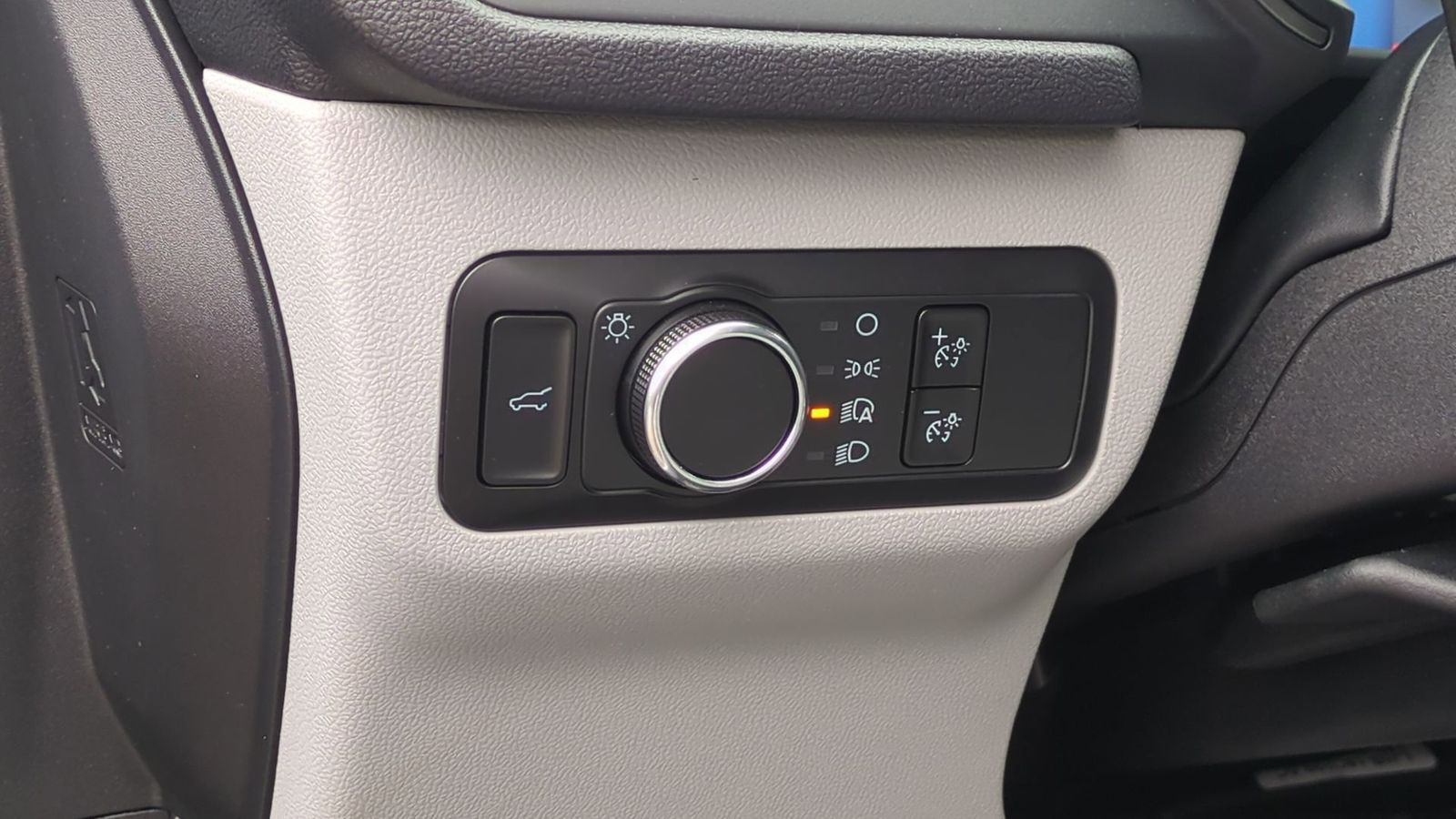 Thumbnail: 2025 Ford Escape - 15