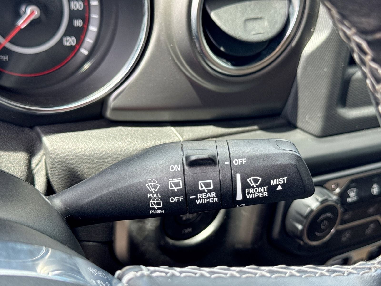 Thumbnail: 2021 Jeep Wrangler - 25