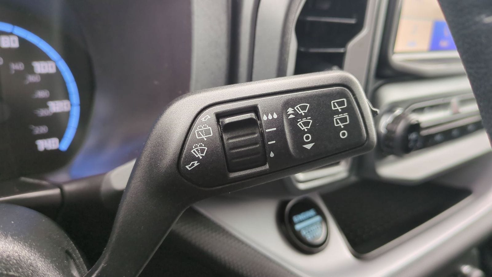 Thumbnail: 2023 Ford Bronco Sport - 27