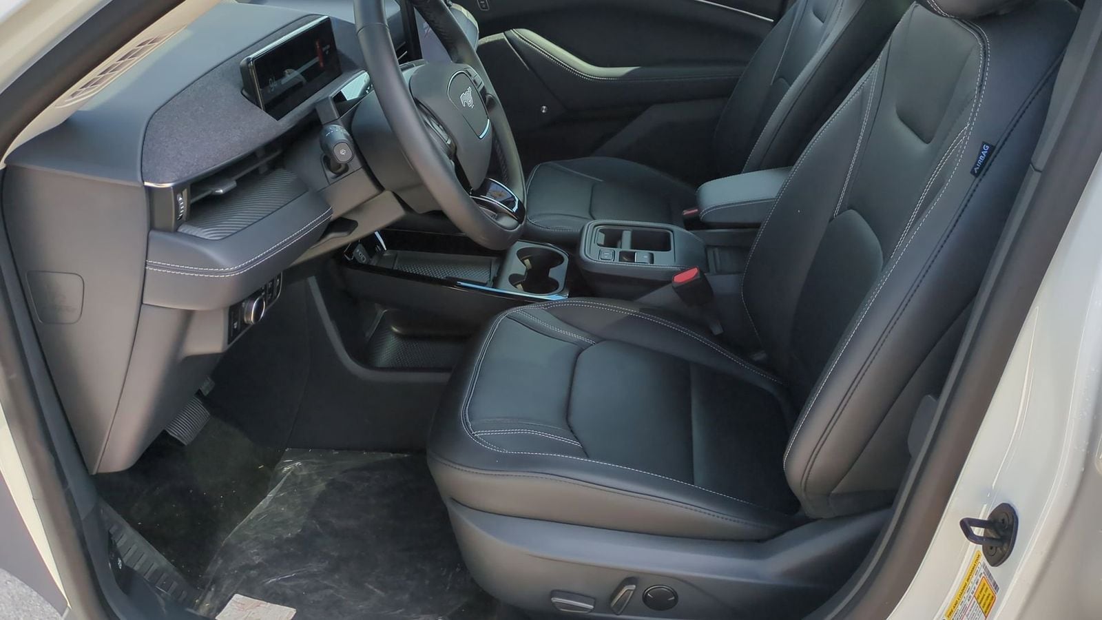 Thumbnail: 2025 Ford Mustang Mach-E - 14