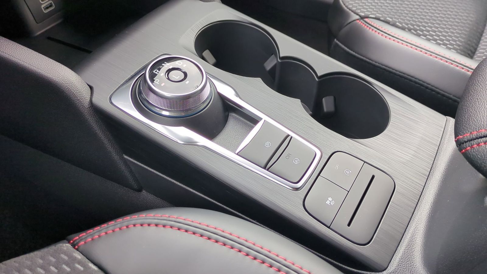 Thumbnail: 2025 Ford Escape - 31