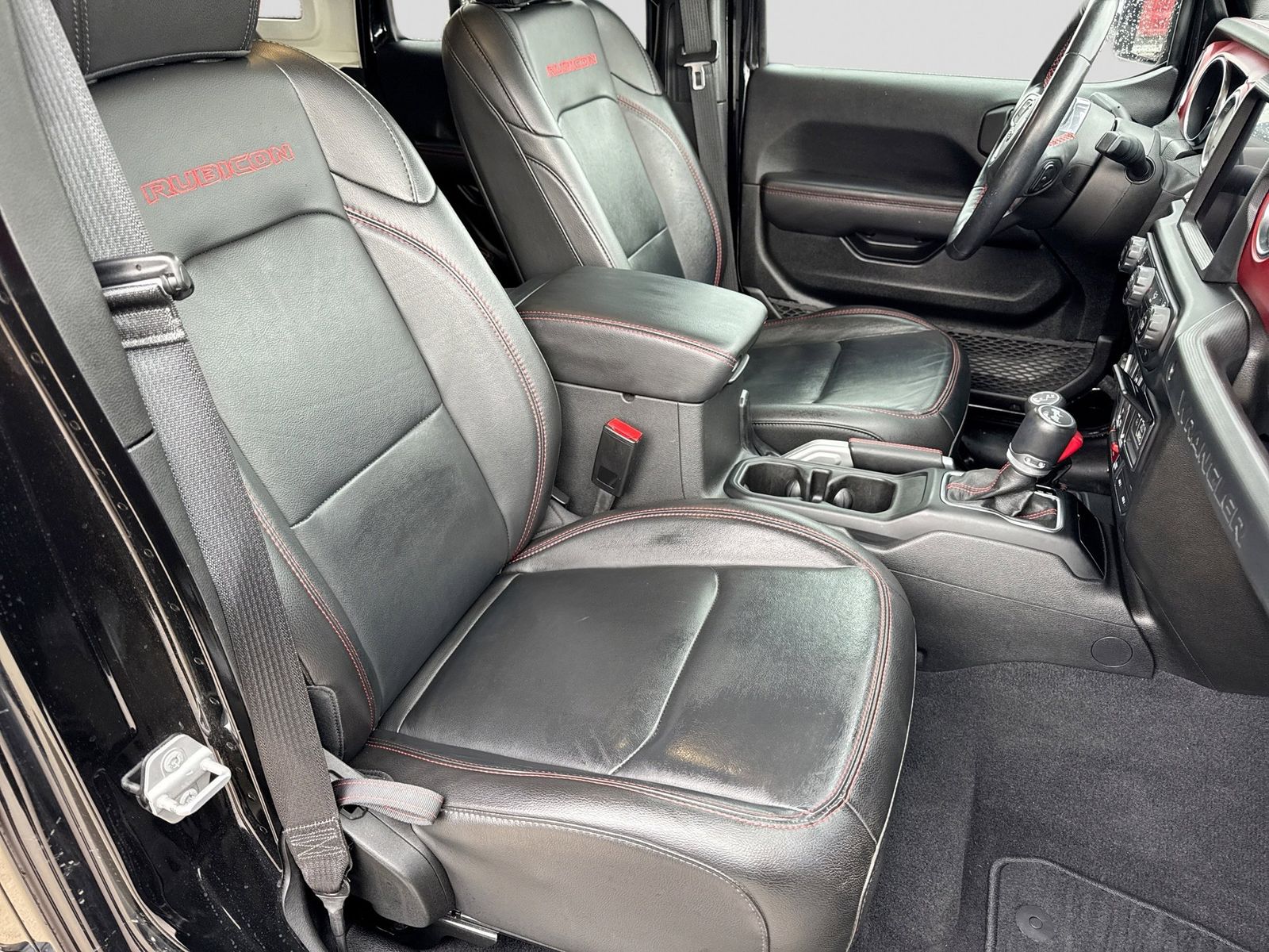 Thumbnail: 2021 Jeep Wrangler - 22