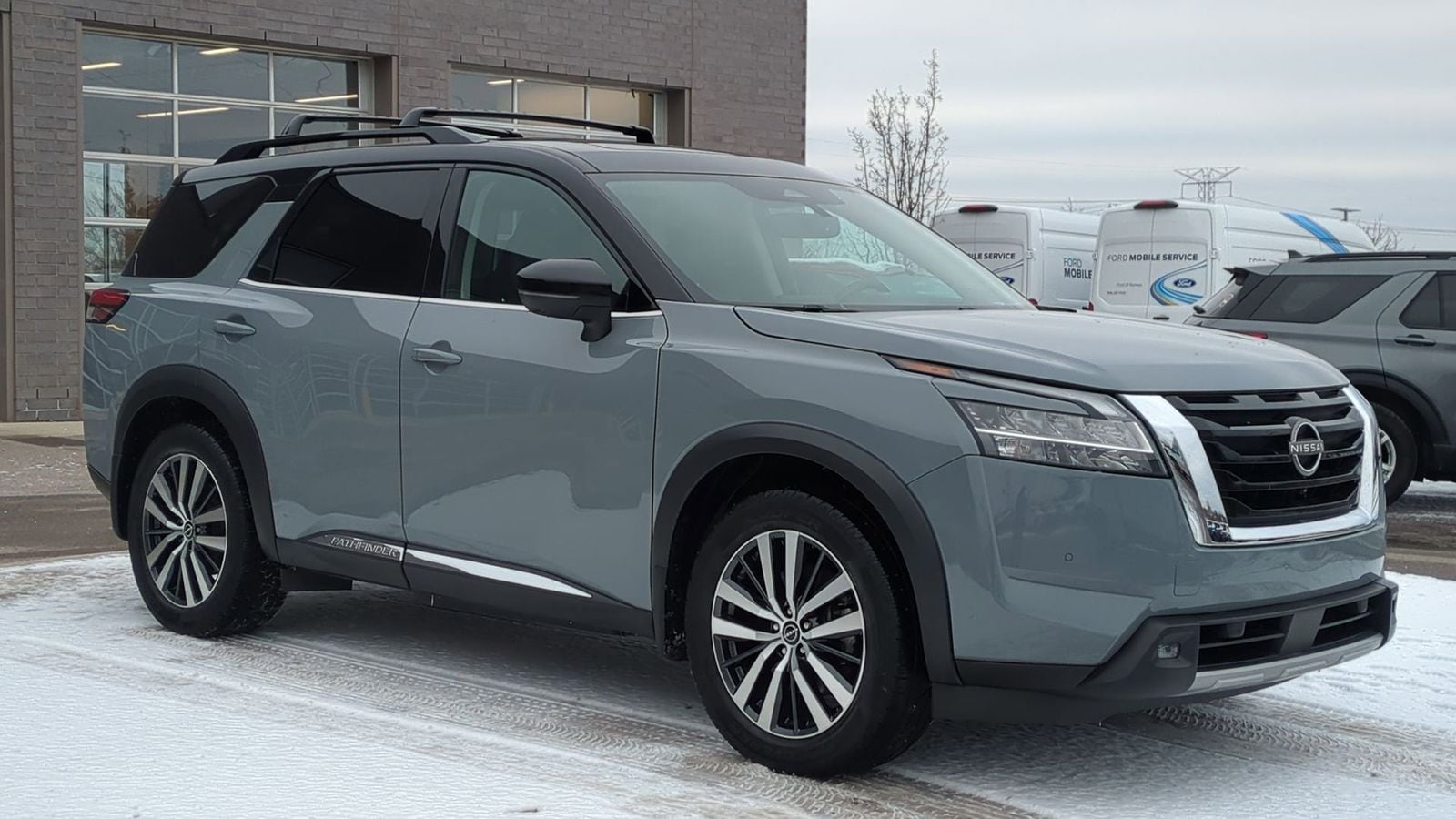 Thumbnail: 2022 Nissan Pathfinder - 9