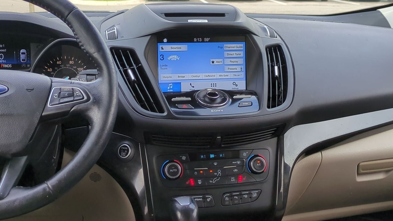 Thumbnail: 2017 Ford Escape - 28