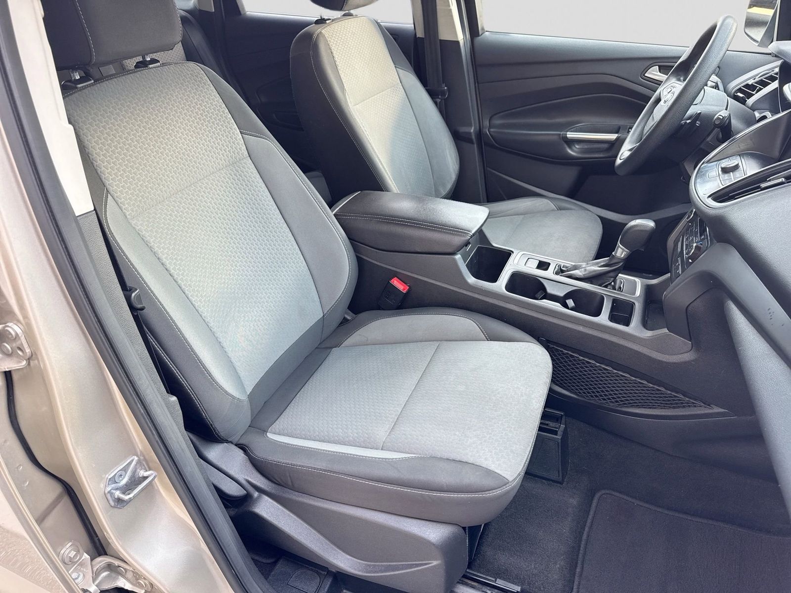 Thumbnail: 2017 Ford Escape - 22