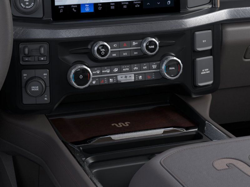 2025 Ford F-450 King Ranch 16
