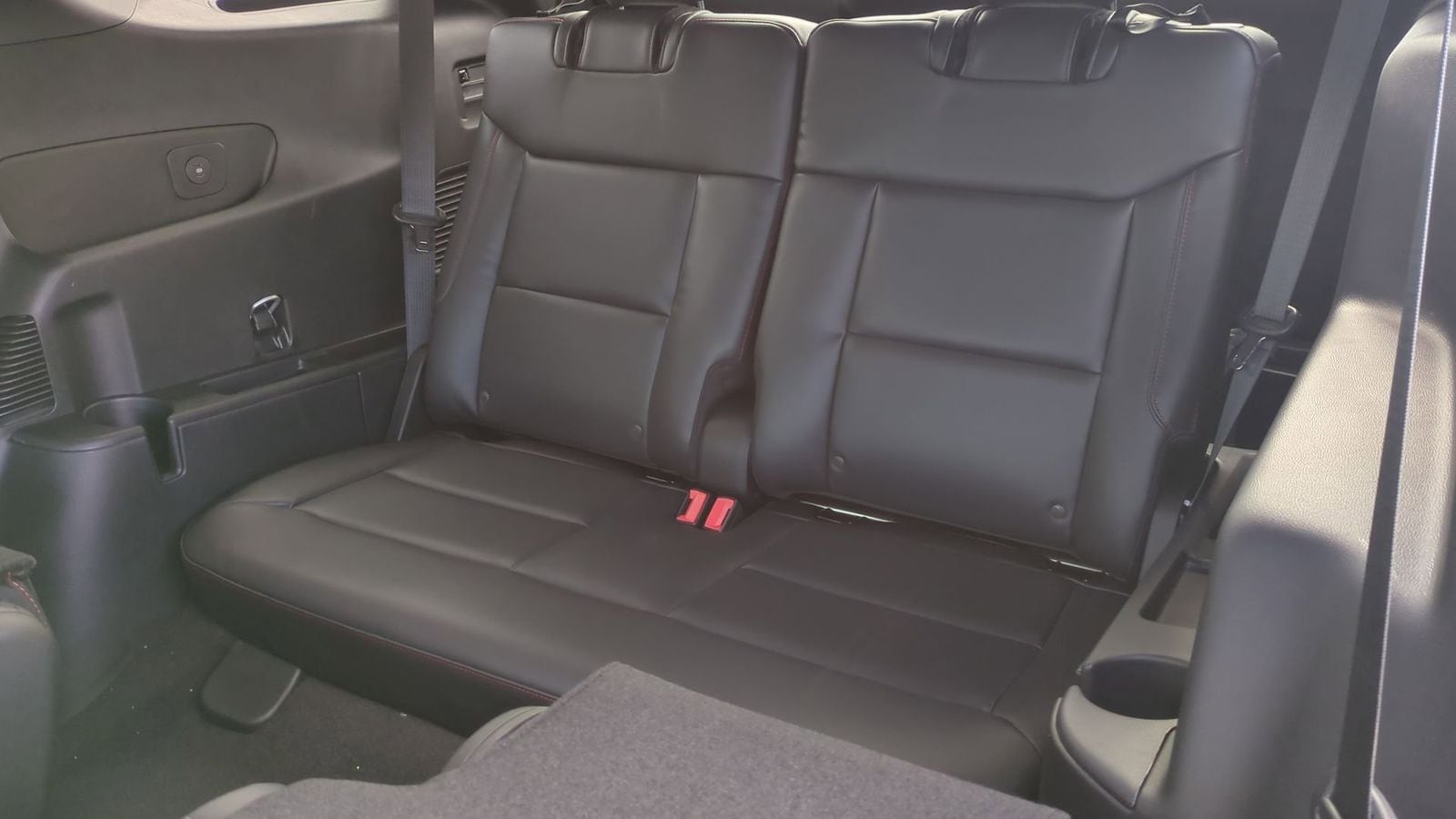 Thumbnail: 2025 Ford Explorer - 18