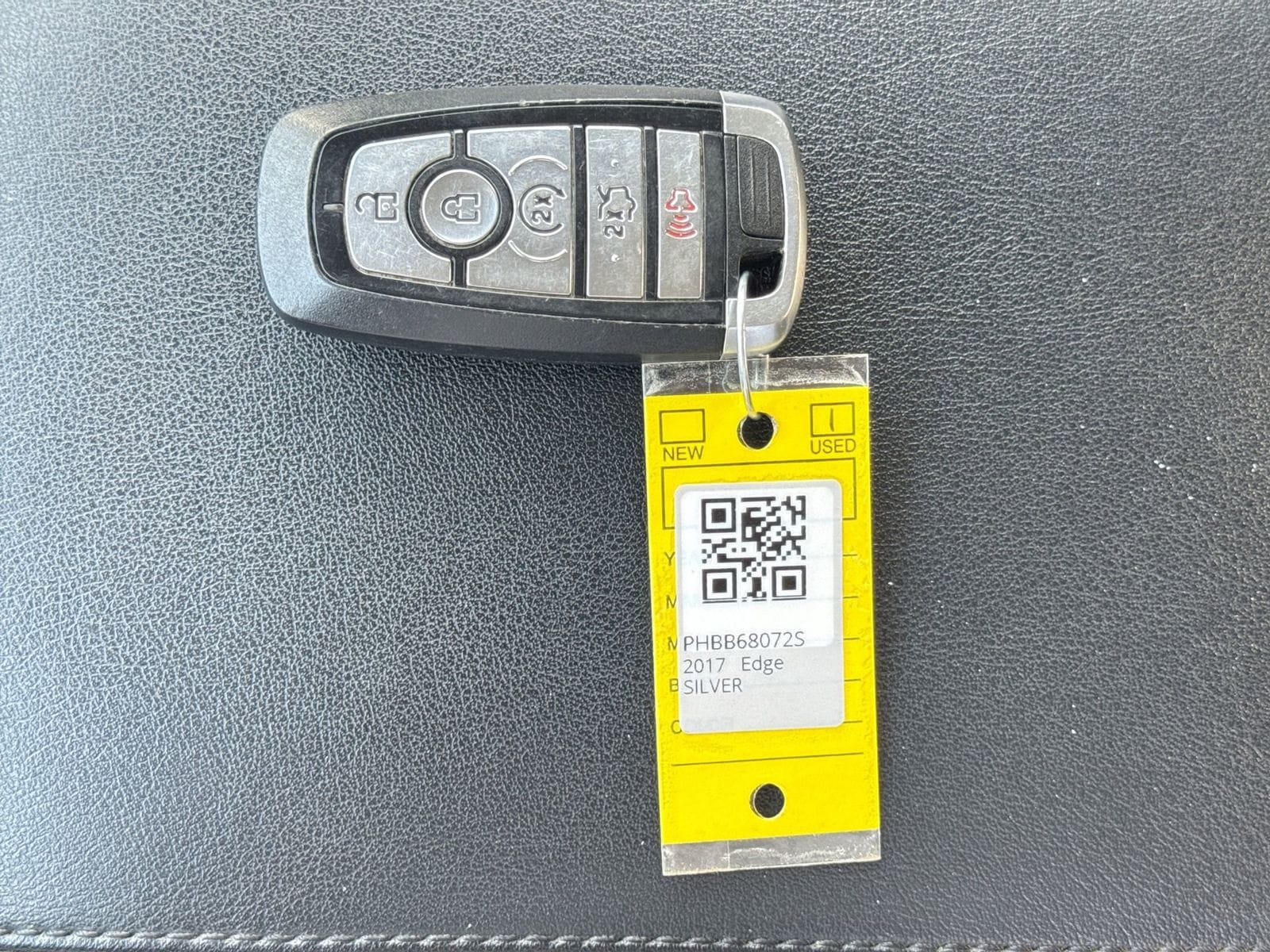 Thumbnail: 2017 Ford Edge - 35