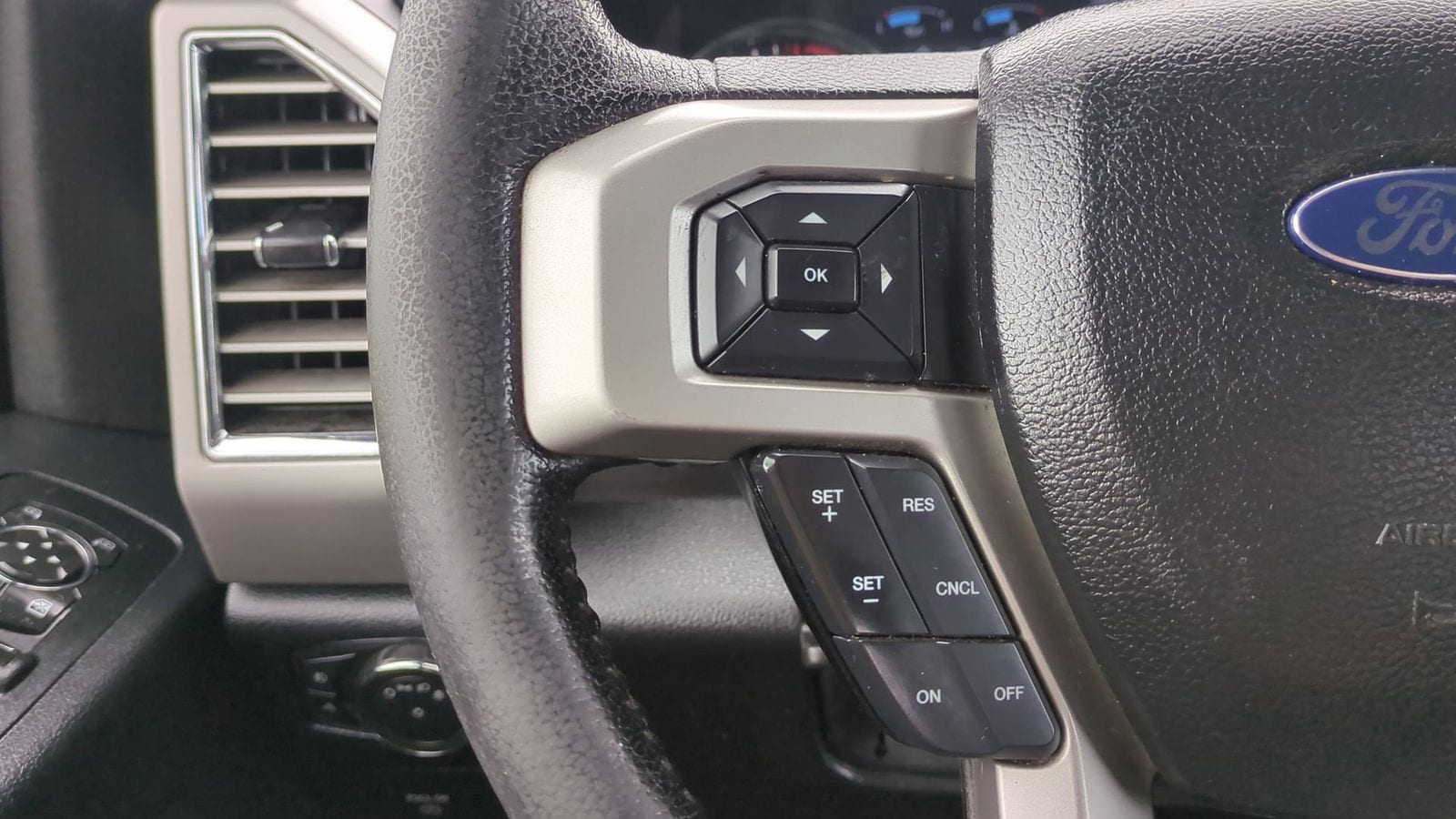 Thumbnail: 2016 Ford F-150 - 25