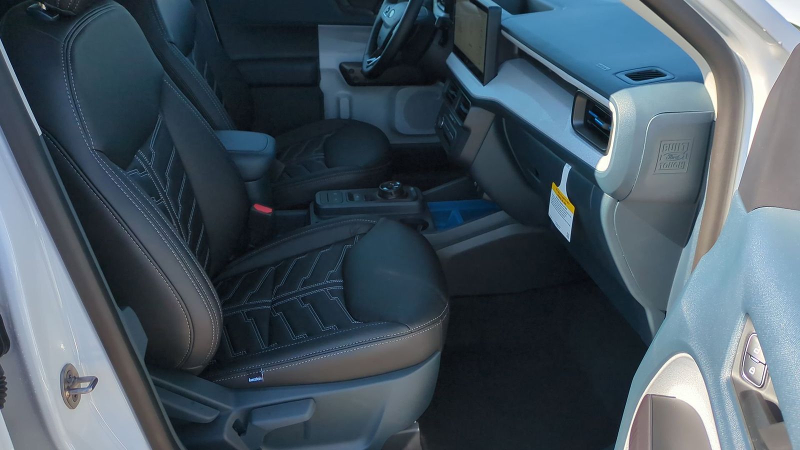 Thumbnail: 2025 Ford Maverick - 21