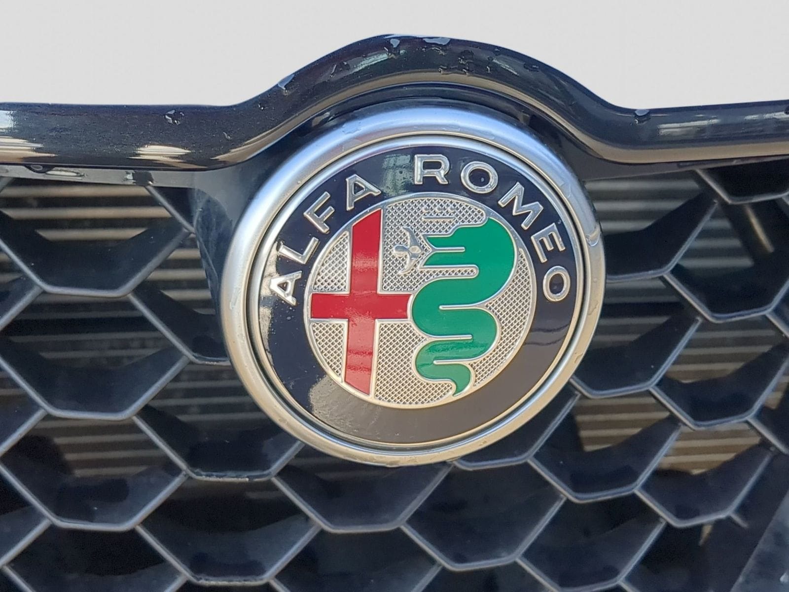 Thumbnail: 2023 Alfa Romeo Stelvio - 15