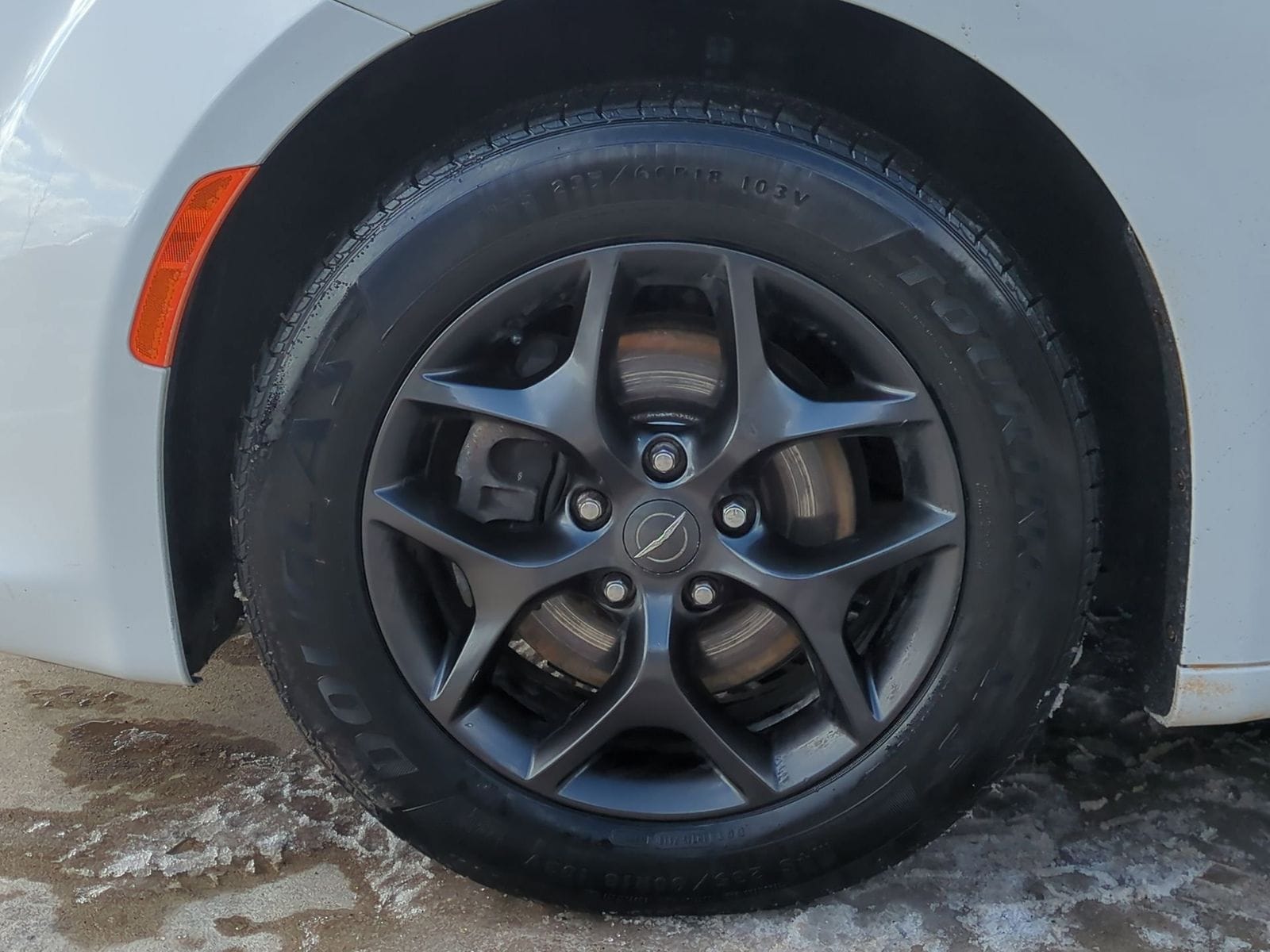 Thumbnail: 2019 Chrysler Pacifica - 17