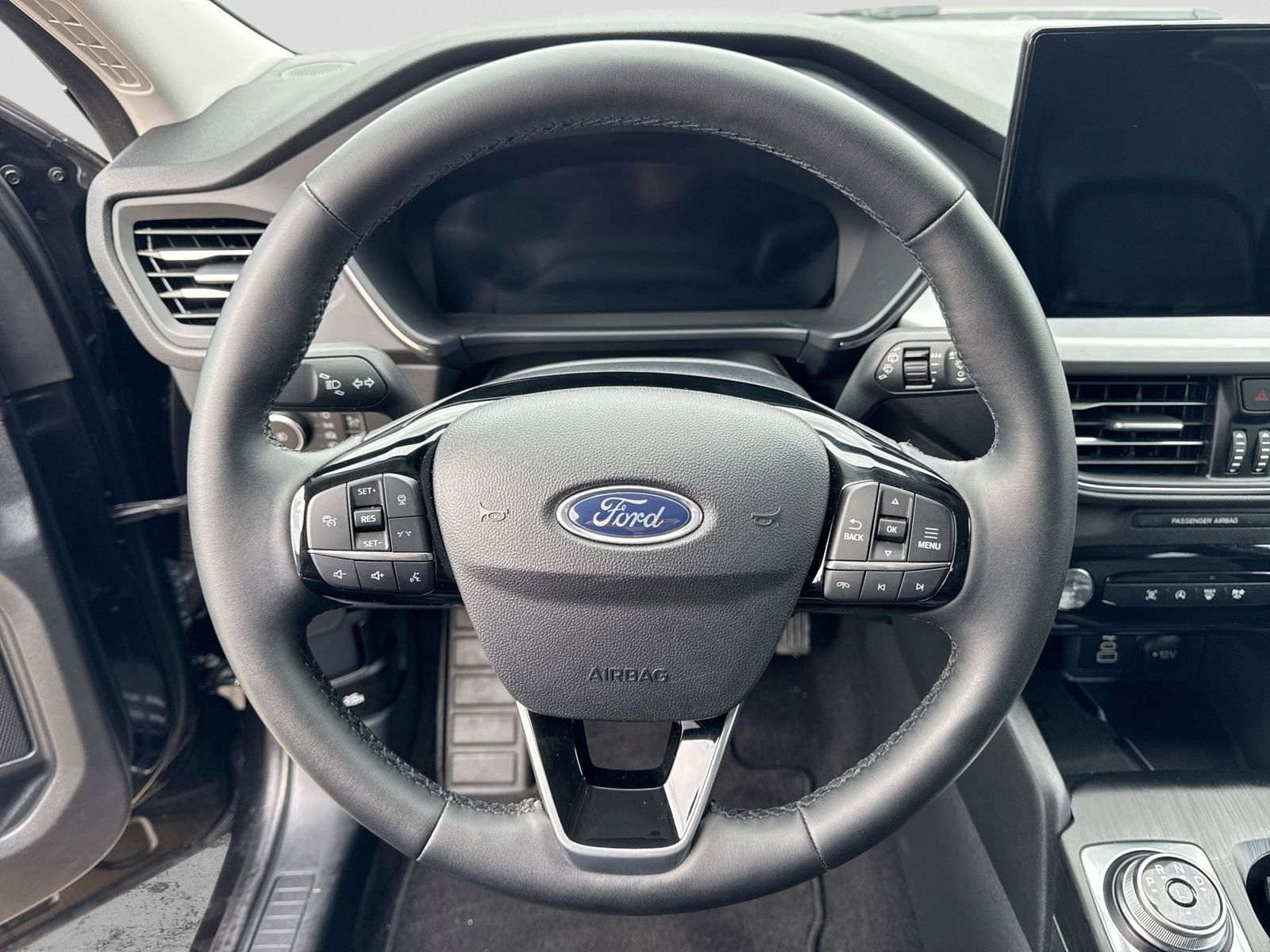 Thumbnail: 2025 Ford Escape - 21