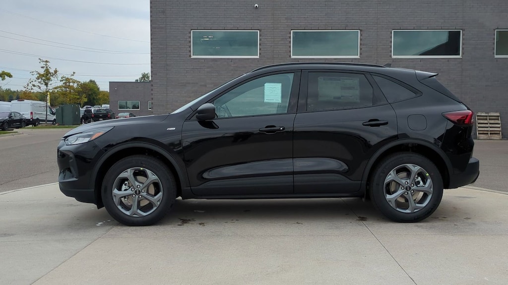 New 2025 Ford Escape ST-Line SUV