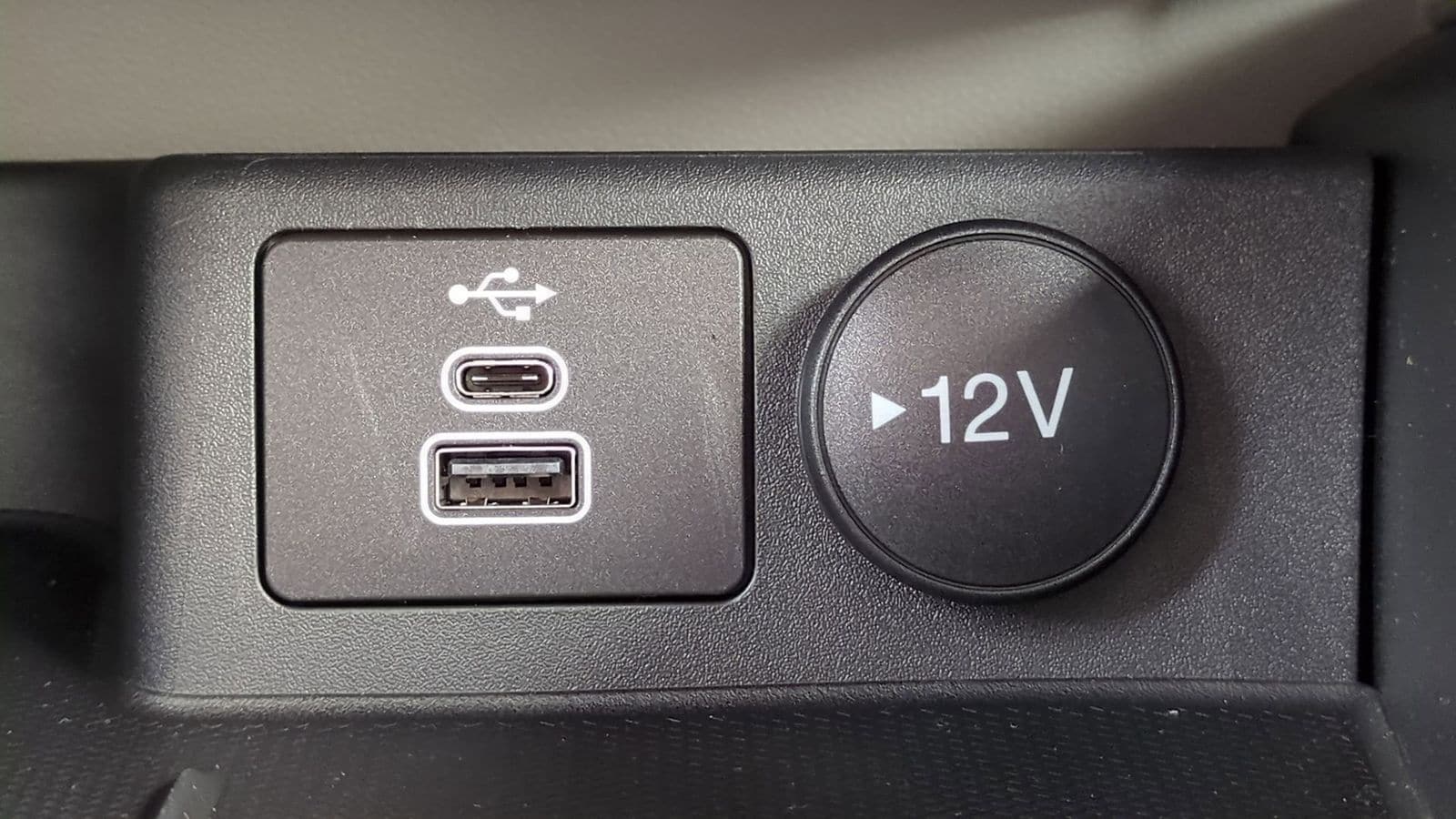 Thumbnail: 2025 Ford Escape - 30