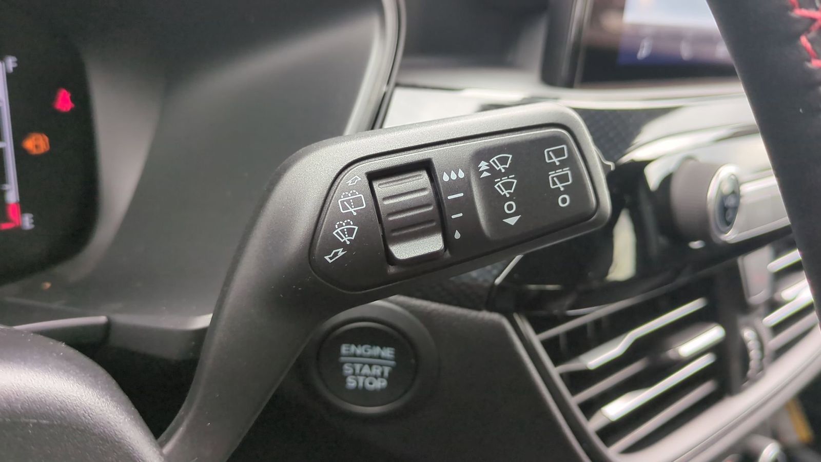 Thumbnail: 2025 Ford Escape - 23