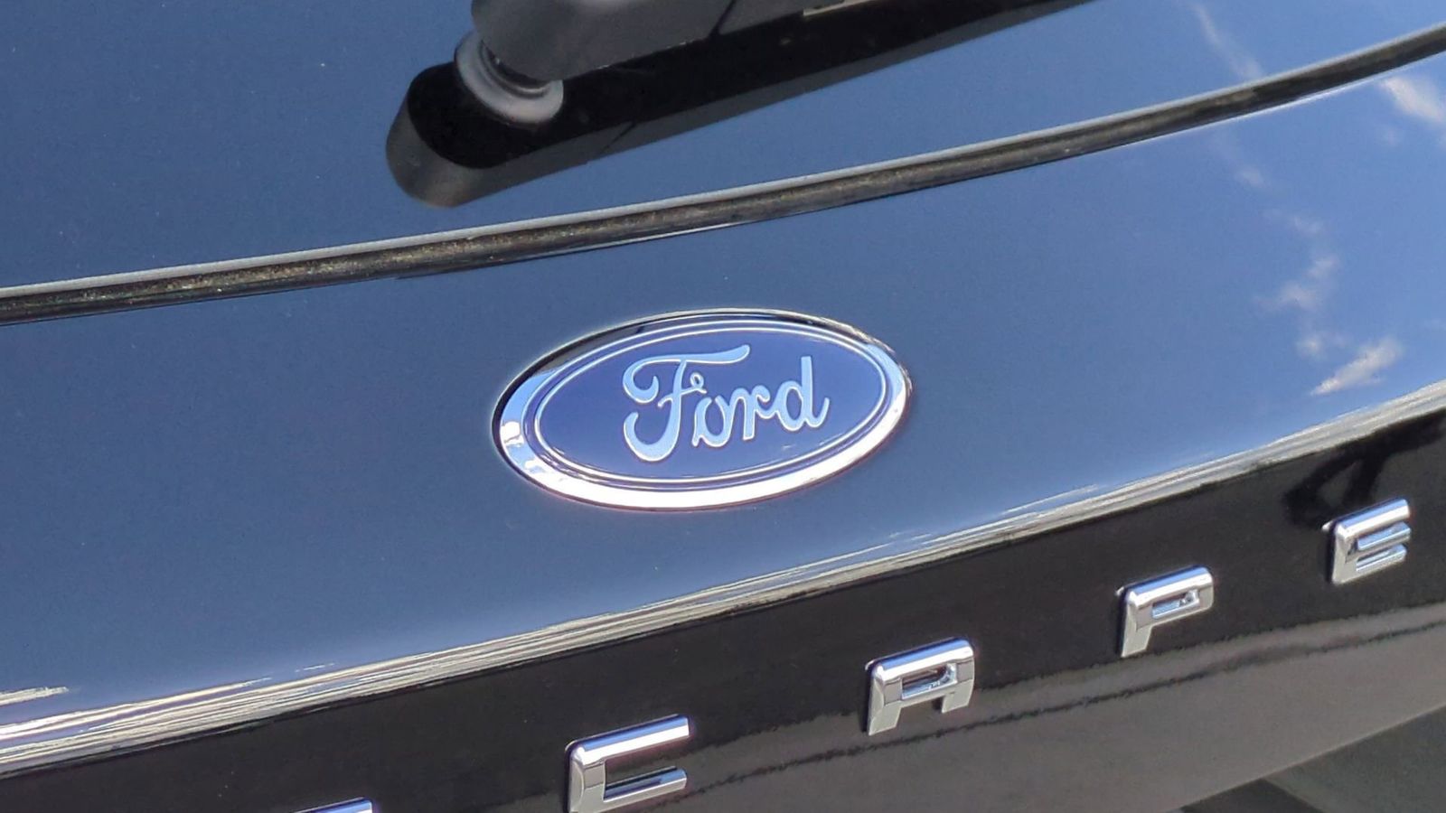 Thumbnail: 2025 Ford Escape - 10