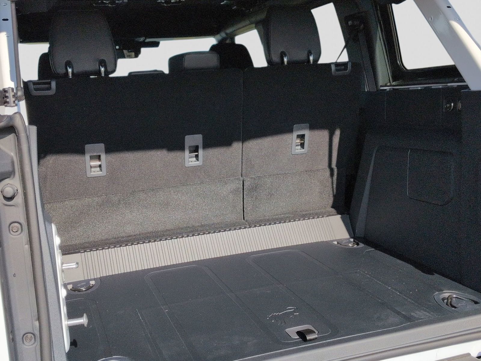 Thumbnail: 2026 Ford Bronco - 35