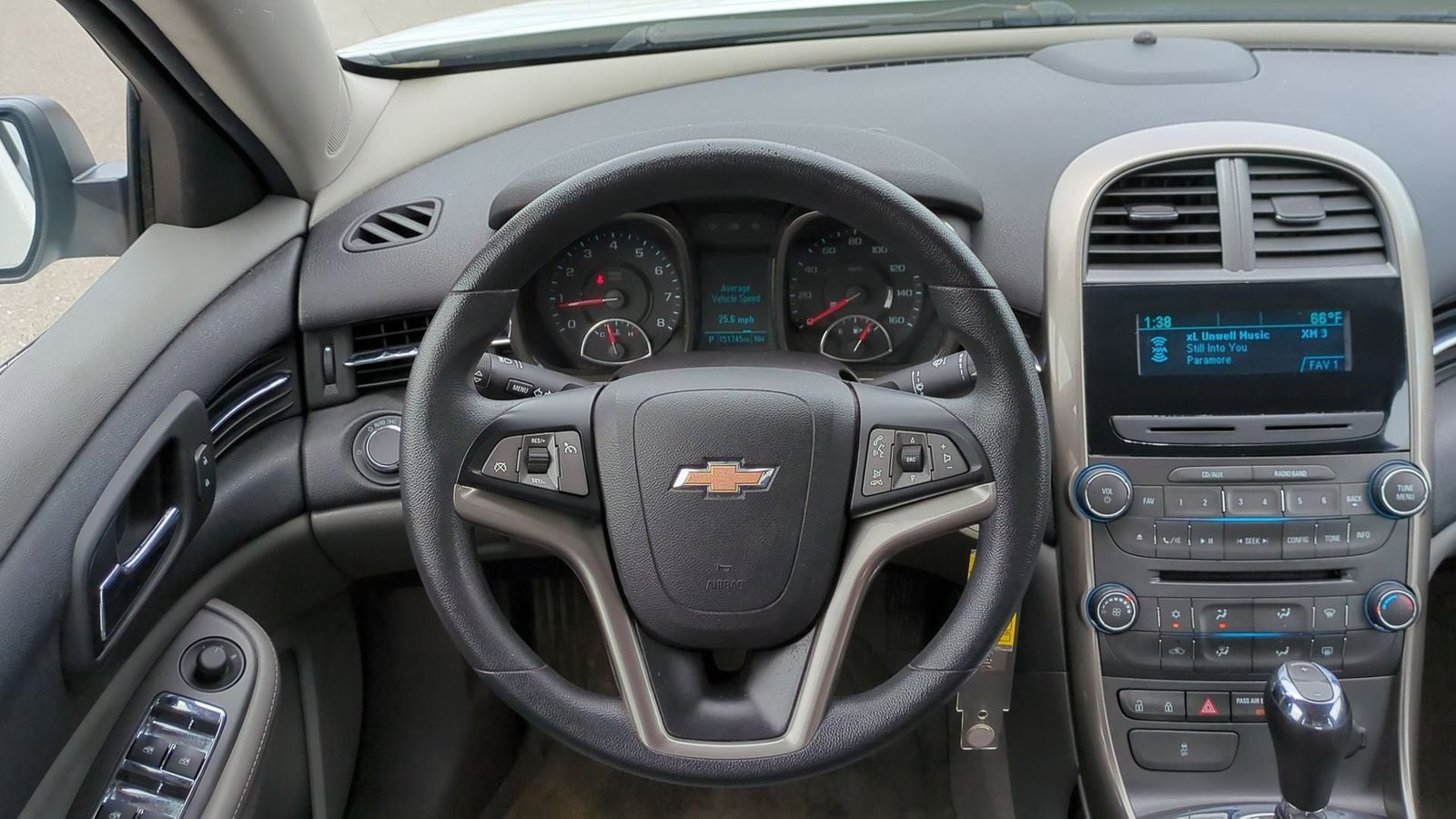 Thumbnail: 2013 Chevrolet Malibu - 20