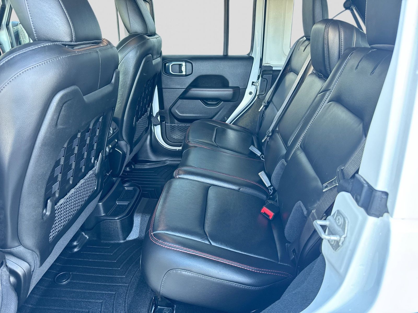 Thumbnail: 2021 Jeep Wrangler - 5