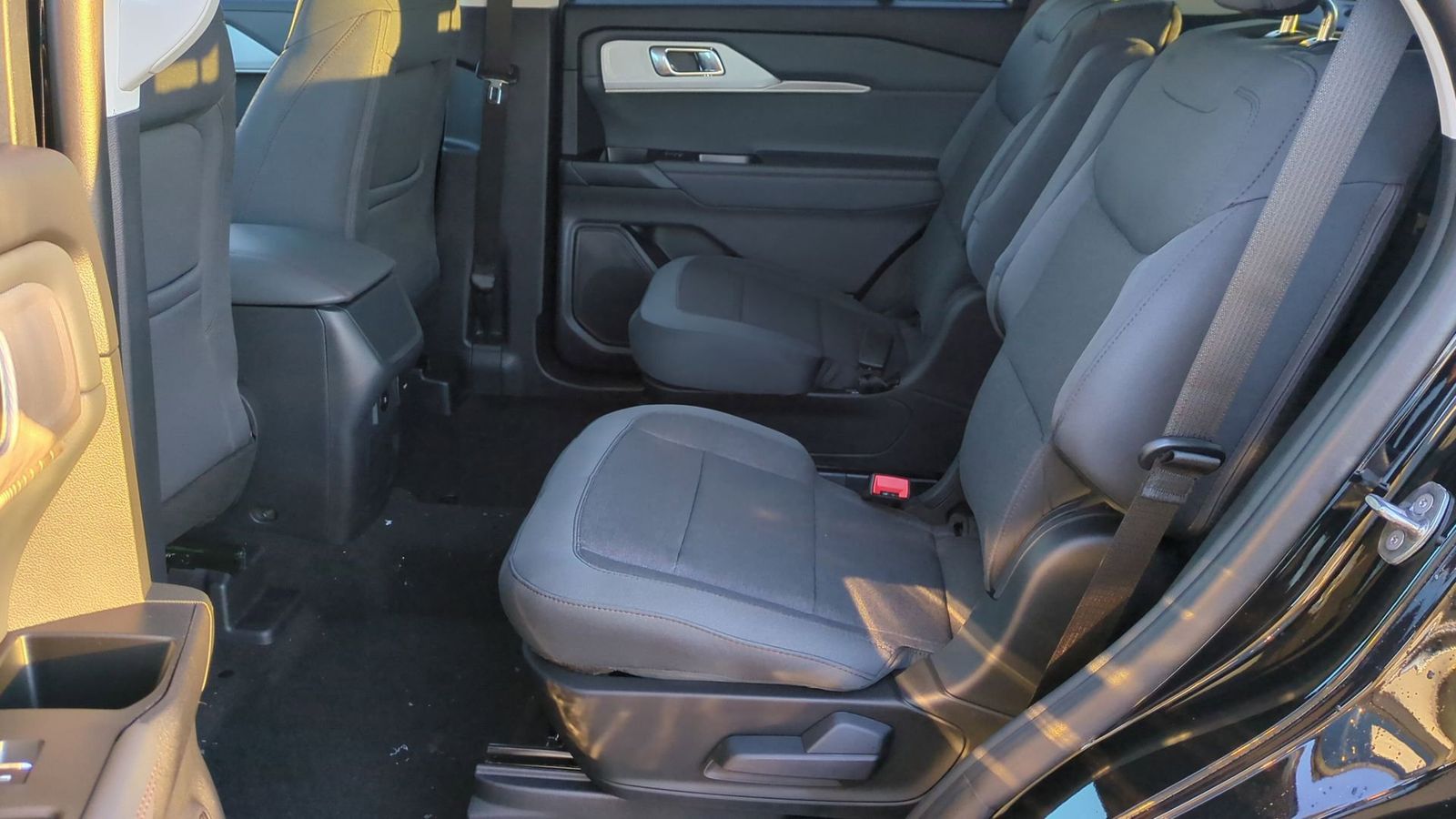 Thumbnail: 2026 Ford Explorer - 16