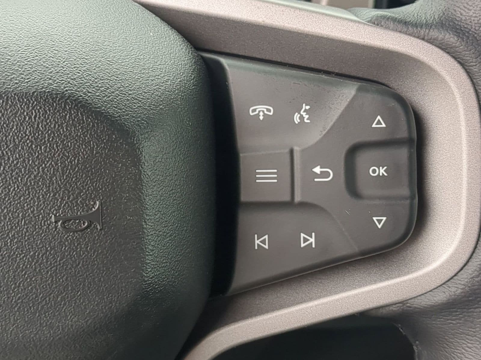 Thumbnail: 2025 Ford Bronco - 23