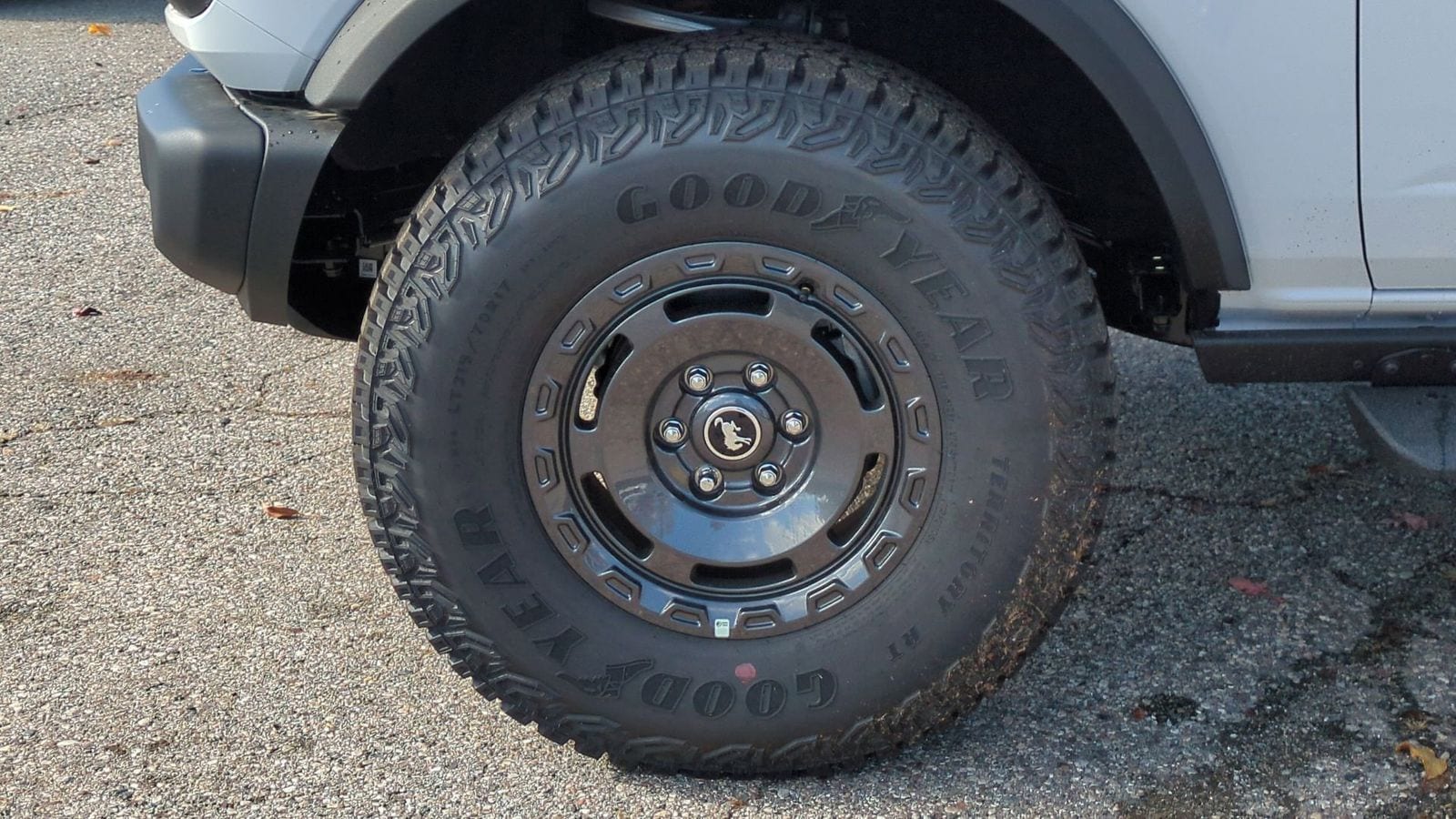 Thumbnail: 2025 Ford Bronco - 12