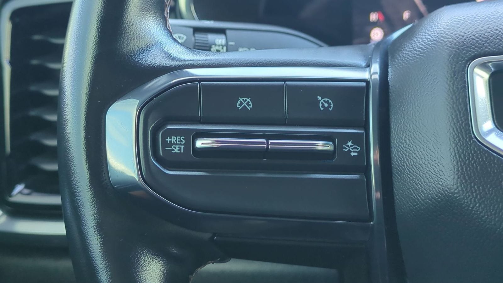 Thumbnail: 2023 GMC Canyon - 14