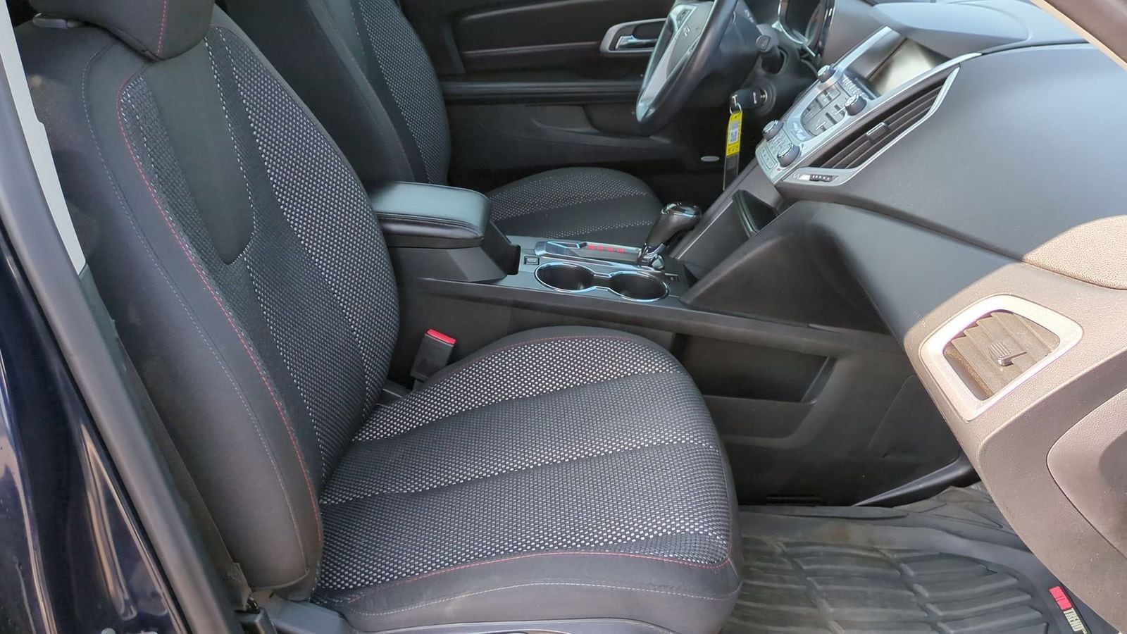 Thumbnail: 2016 GMC Terrain - 21