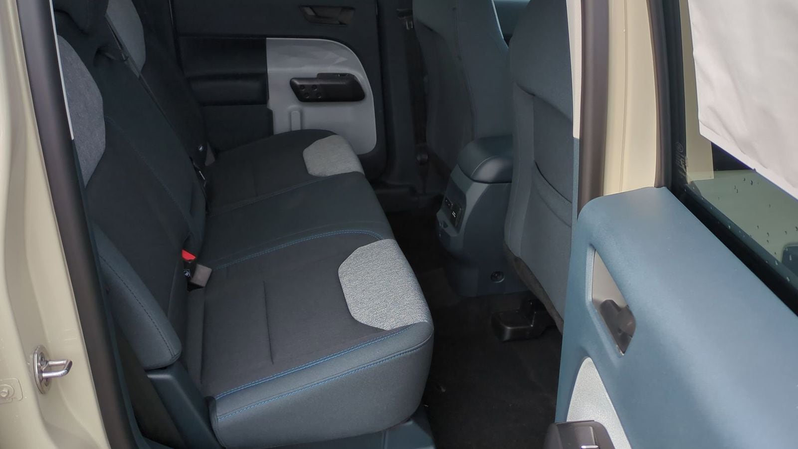 Thumbnail: 2025 Ford Maverick - 19