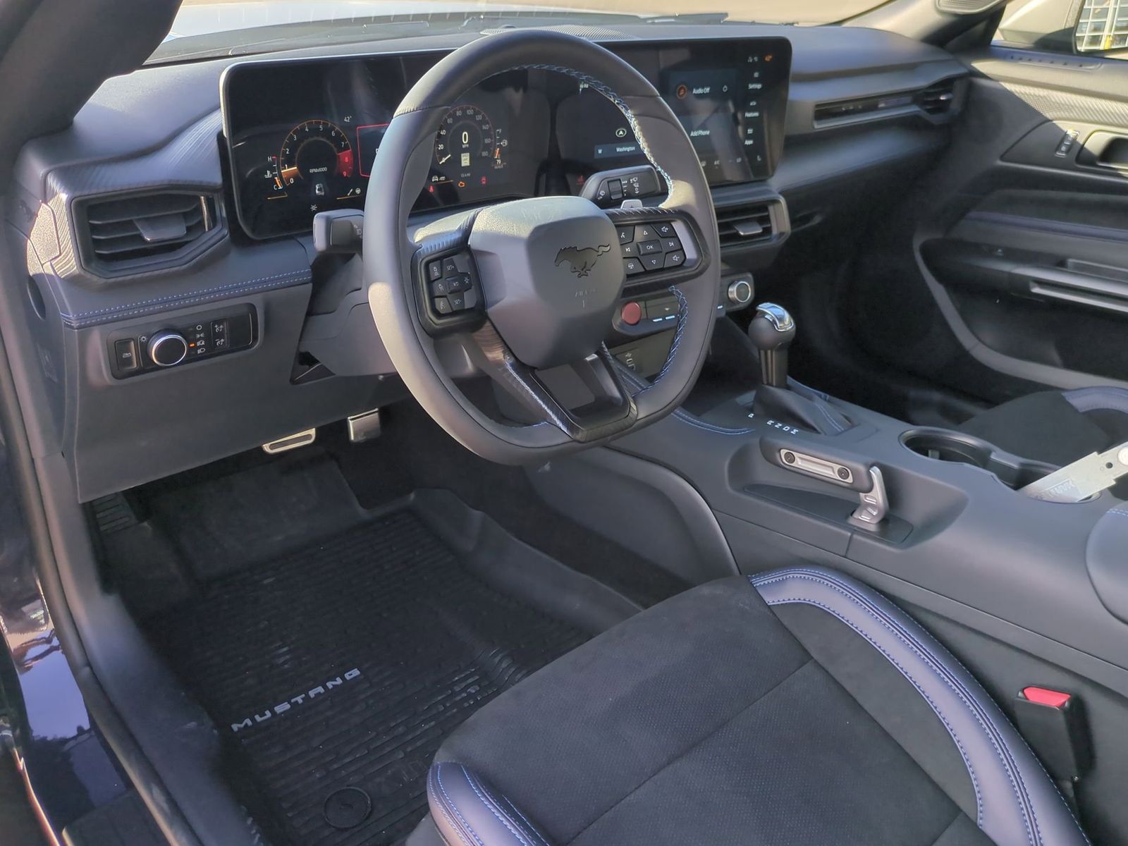 Thumbnail: 2025 Ford Mustang - 2