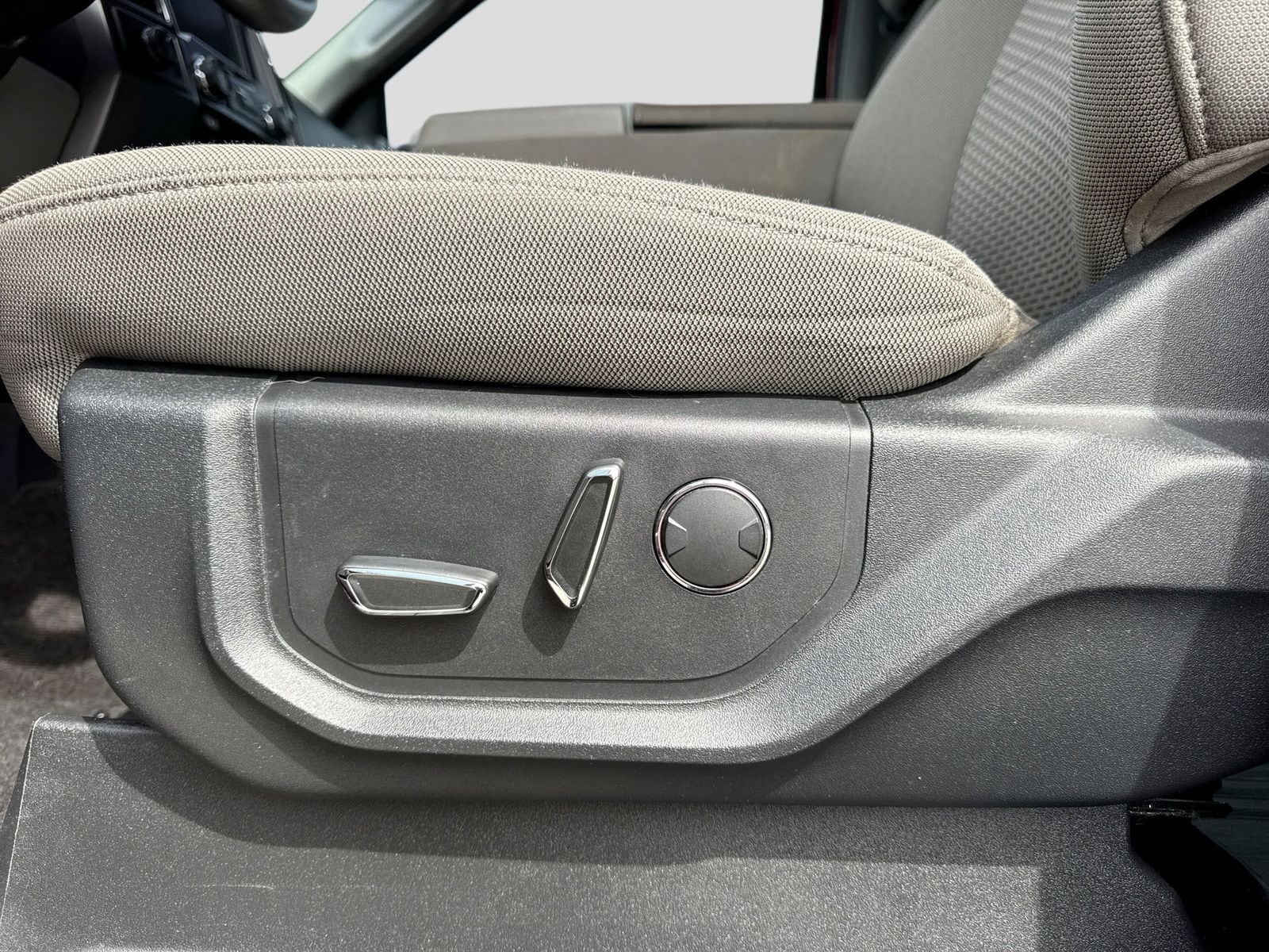 Thumbnail: 2018 Ford F-150 - 3