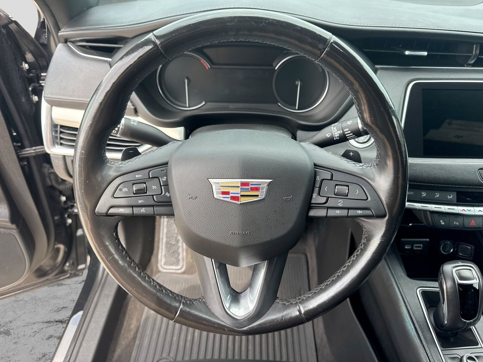 Thumbnail: 2019 Cadillac XT4 - 28